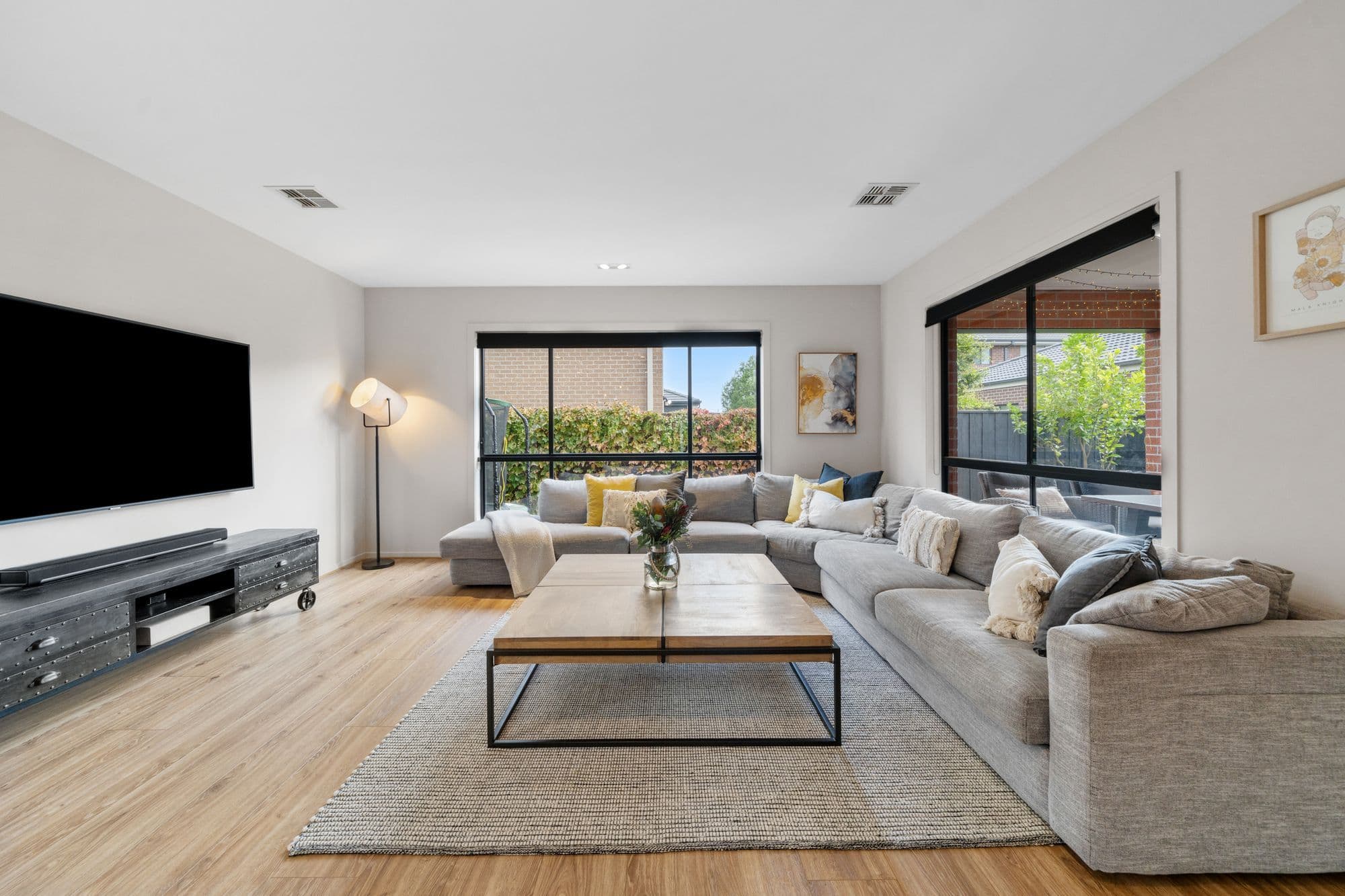 6 Seeley Walk, Berwick VIC 3806, Berwick - Thumbnail 6