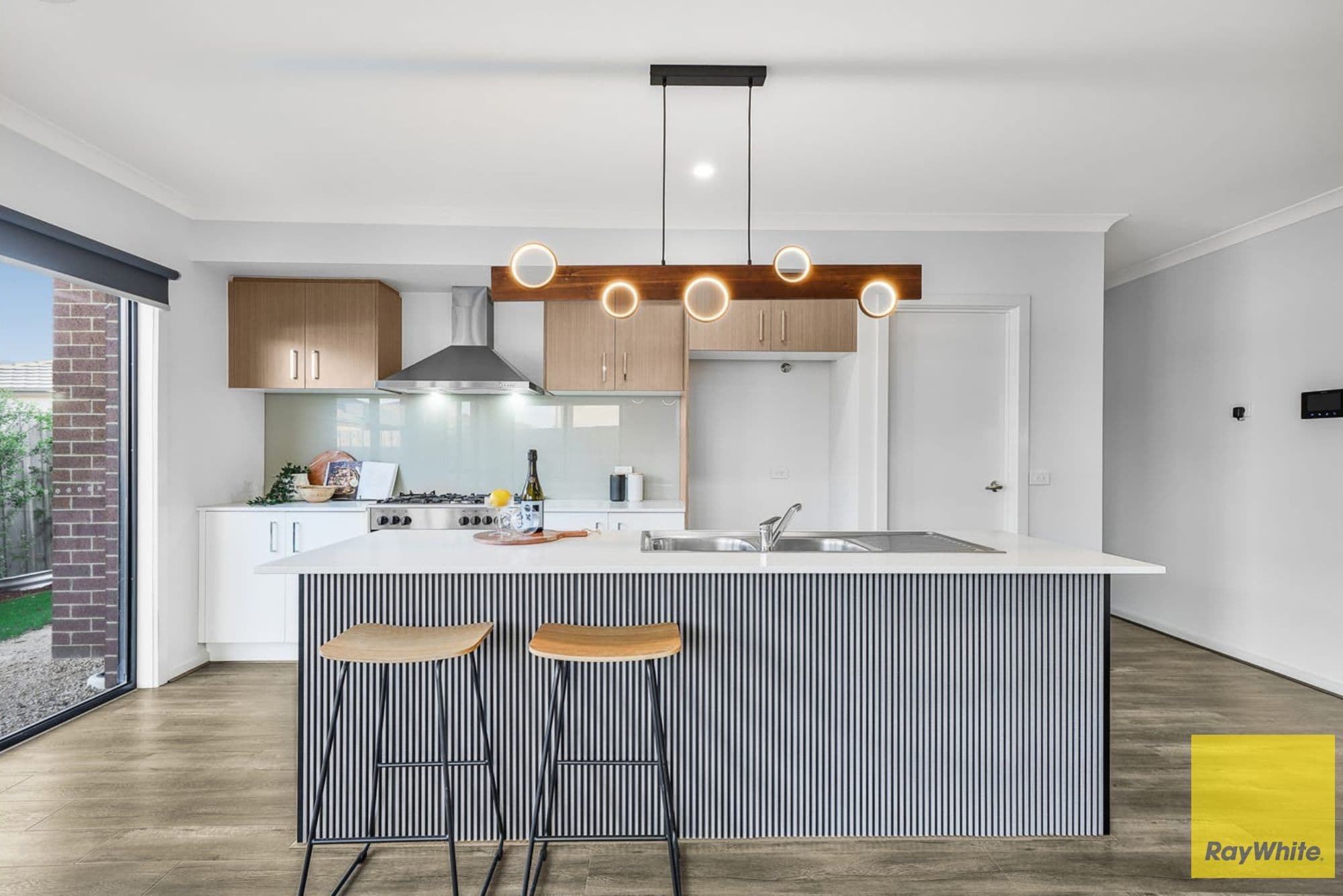 50 Palmdale Crescent, Mambourin VIC 3024, Mambourin - Thumbnail 6