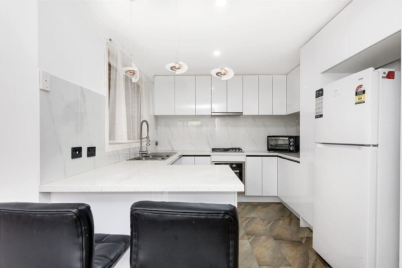 17 Kirwan Avenue, Roxburgh Park VIC 3064, Roxburgh Park - Thumbnail 4