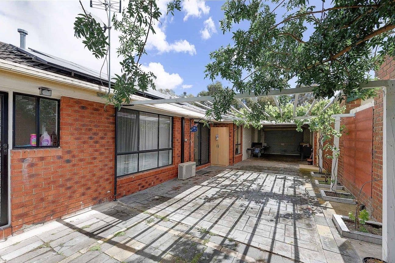 17 Kirwan Avenue, Roxburgh Park VIC 3064, Roxburgh Park - Thumbnail 8