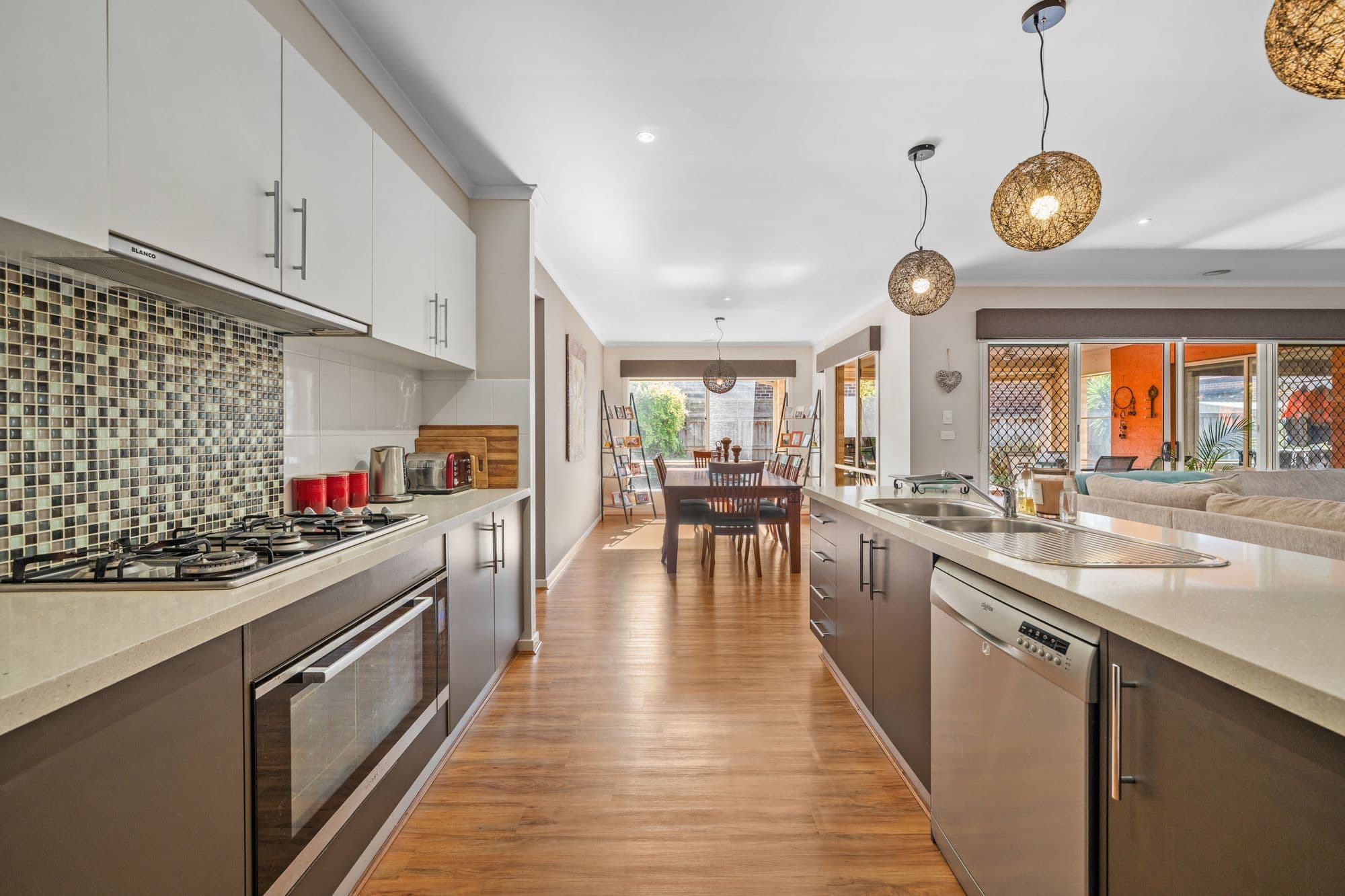 10 Ashby Drive, Berwick VIC 3806, Berwick - Thumbnail 3