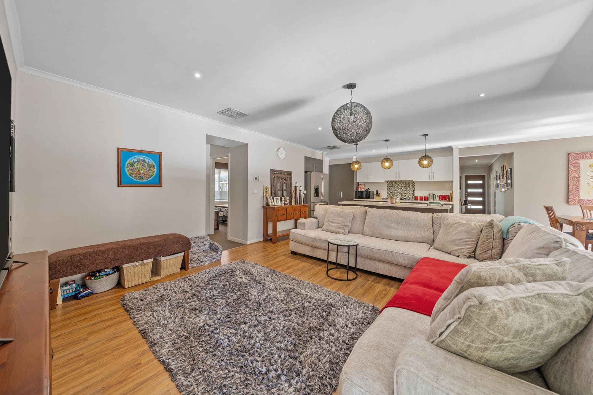 10 Ashby Drive, Berwick VIC 3806, Berwick - Thumbnail 4