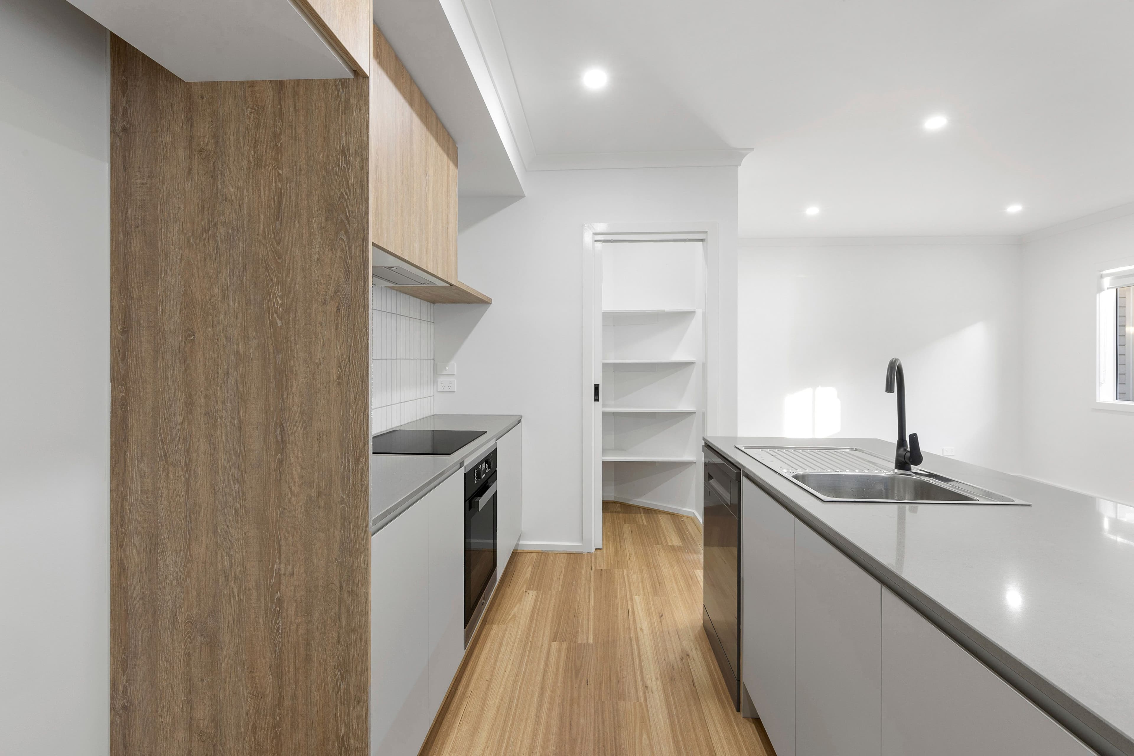 78 Yellowstone Drive, Truganina VIC 3029, Truganina - Thumbnail 4
