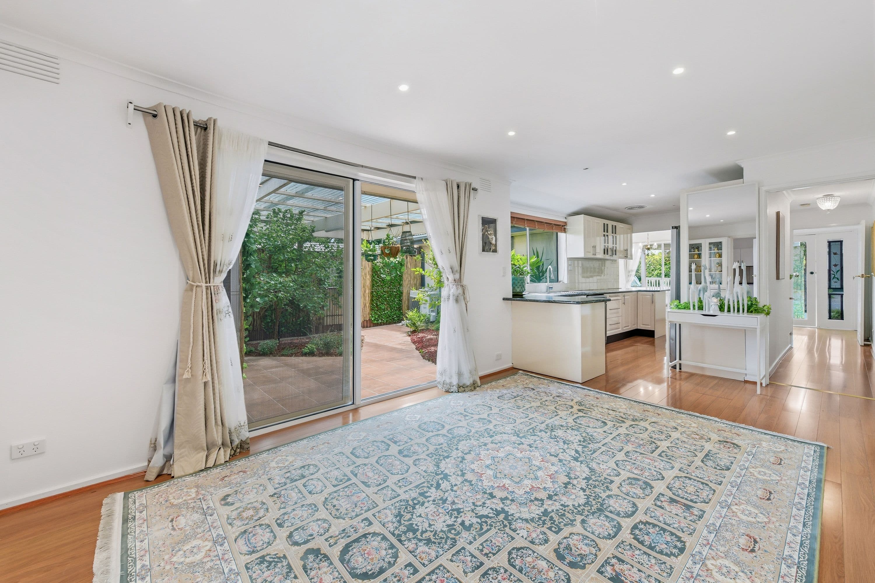 220 Hawthorn Road, Vermont South VIC 3133, Vermont South - Thumbnail 6