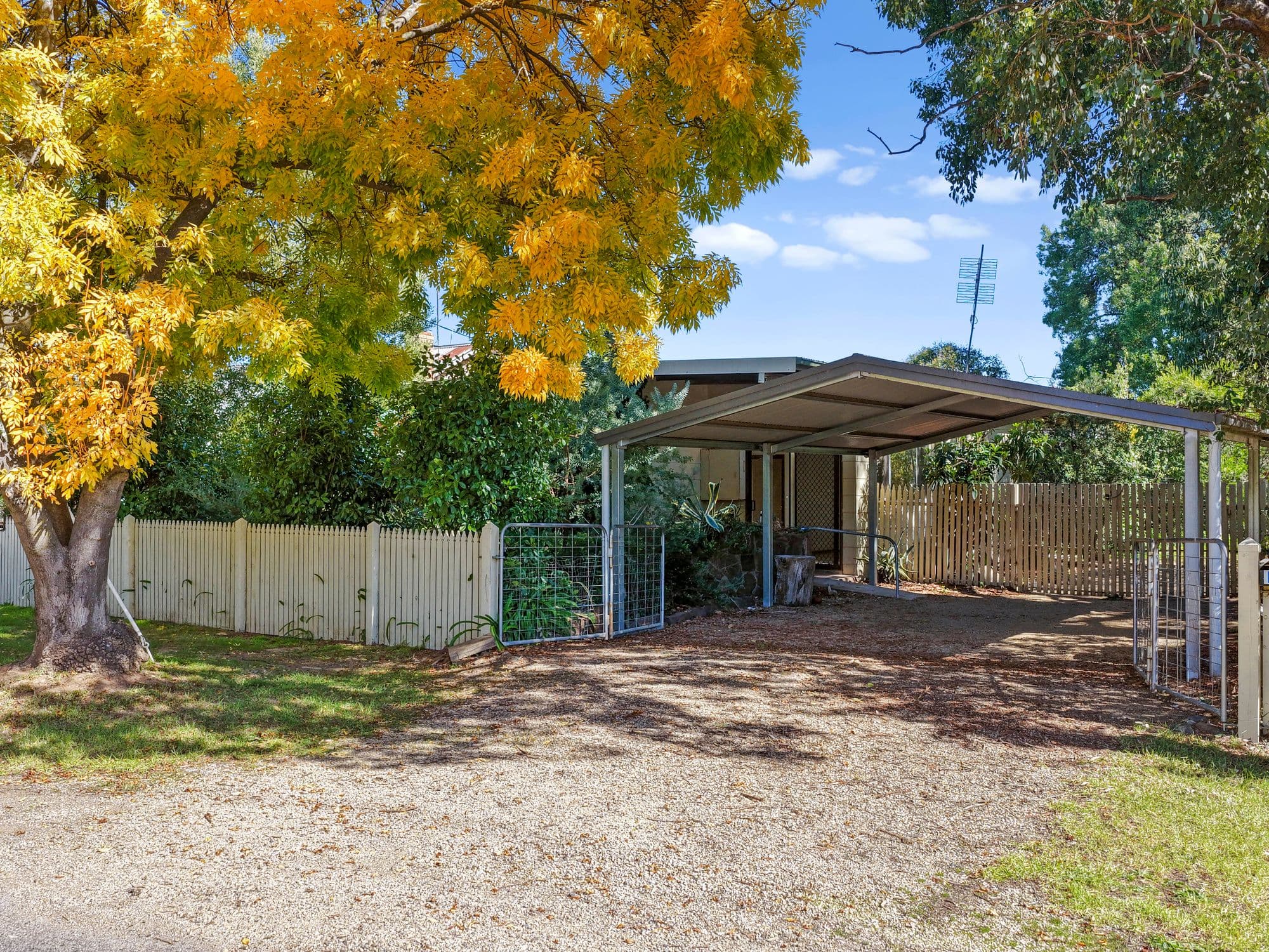 19 Ultimo Street, Mansfield VIC 3722, Mansfield - Thumbnail 2