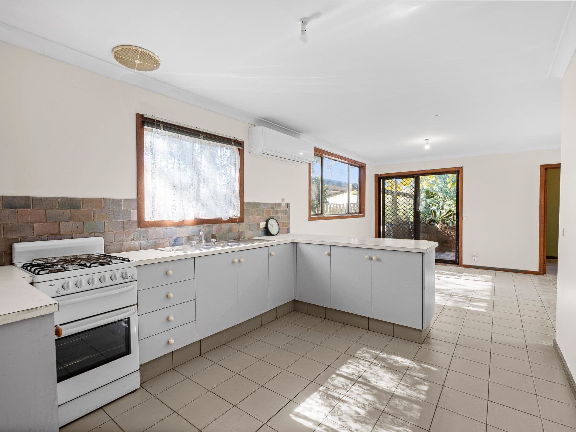 19 Ultimo Street, Mansfield VIC 3722, Mansfield - Thumbnail 4