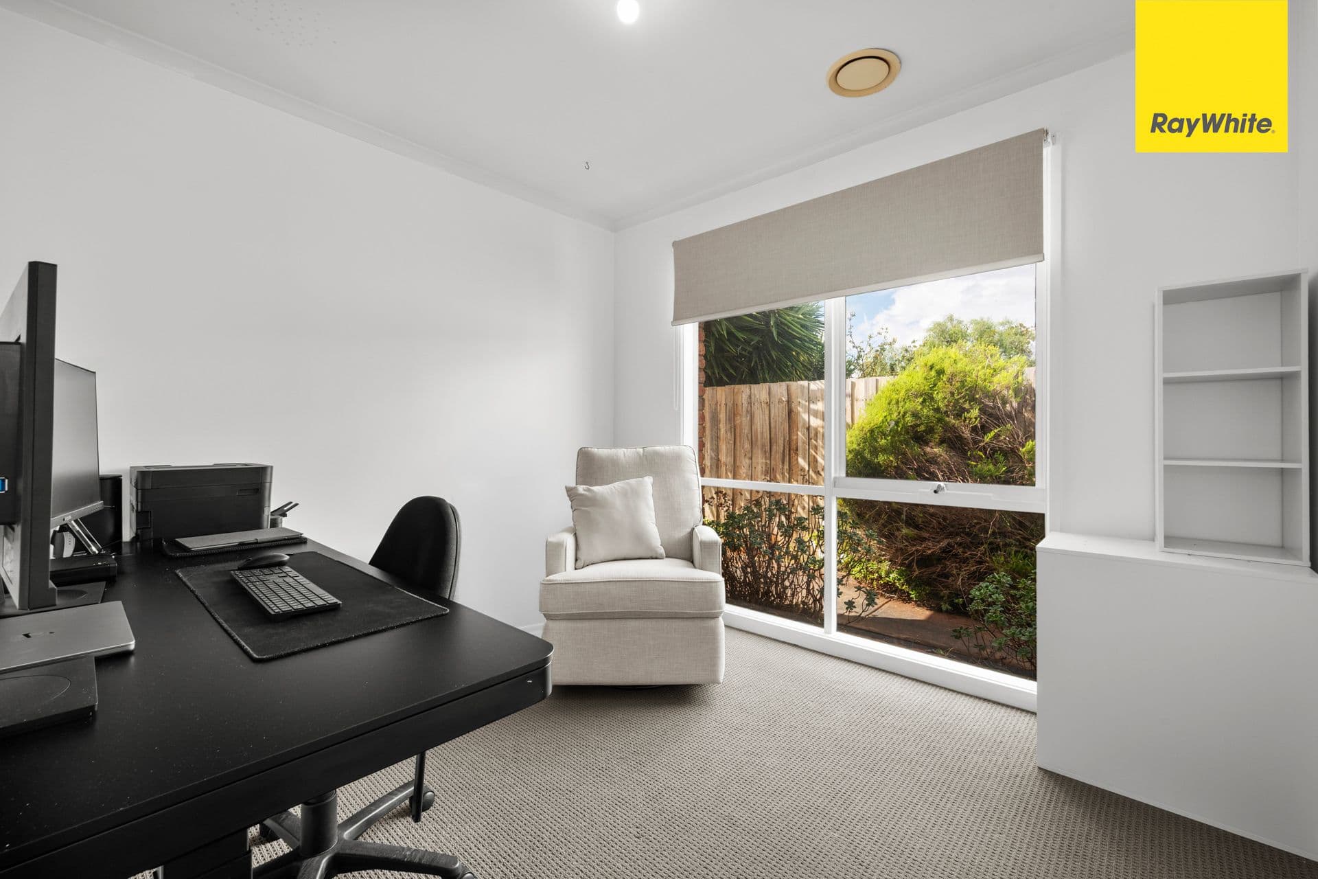16 Clarendon Drive, Melton South VIC 3338, Melton South - Thumbnail 8