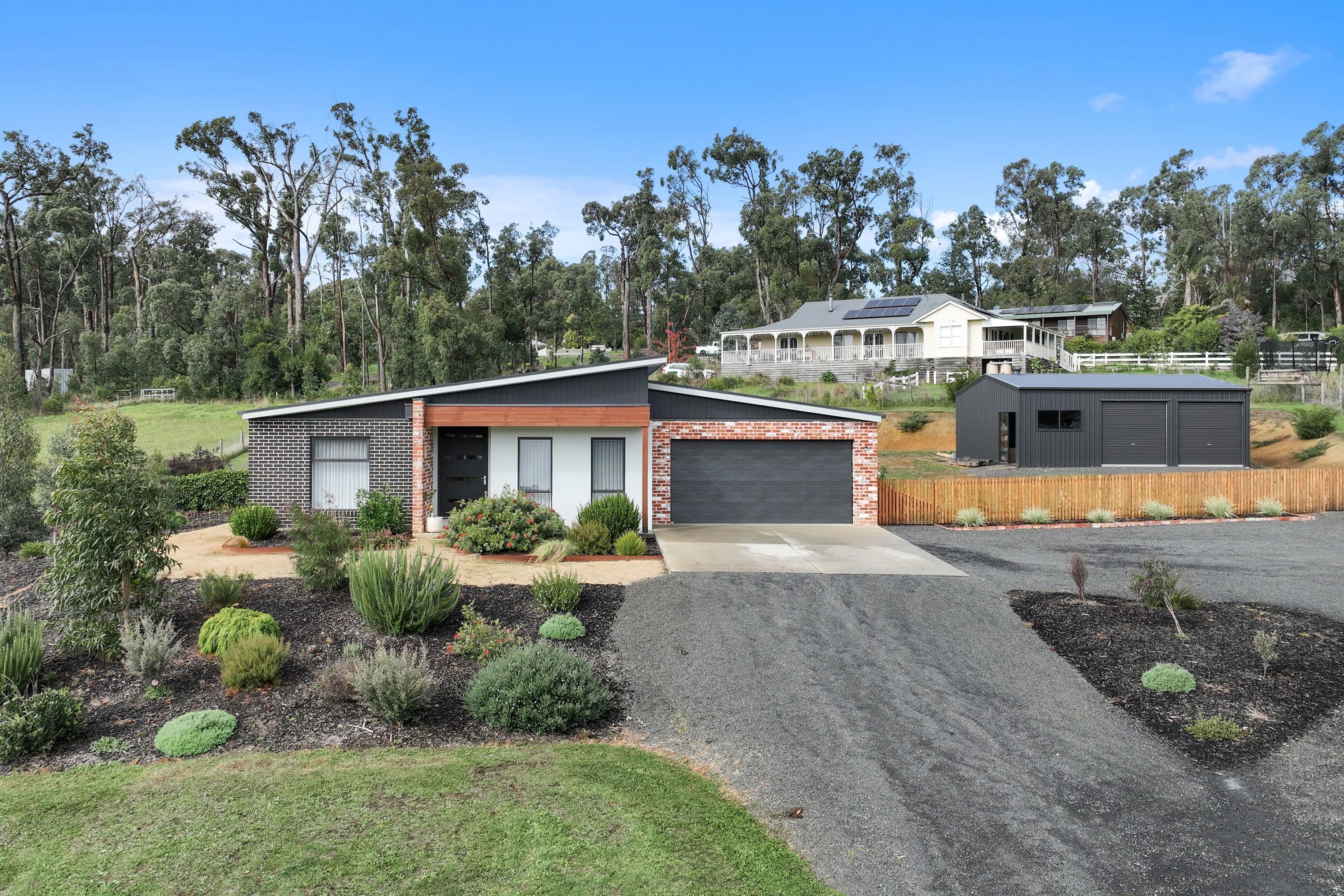 4 Laura Rise, Mirboo North VIC 3871, Mirboo North - Image 1