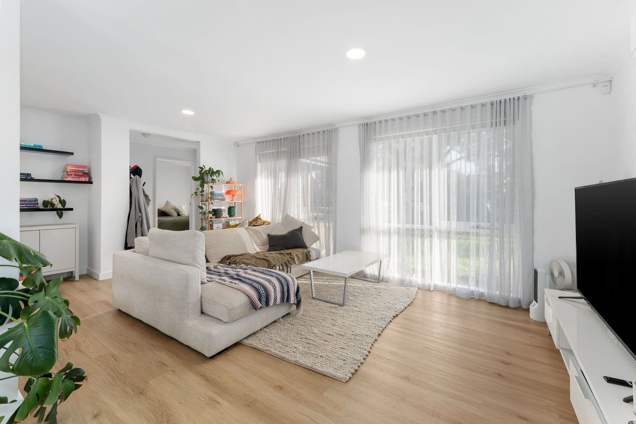12 Fern Court, Mill Park VIC 3082, Mill Park - Thumbnail 2