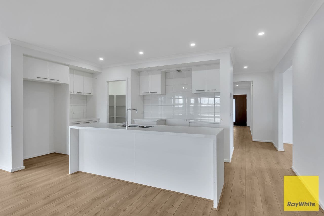 59 Northstowe Crescent, Strathtulloh VIC 3338, Strathtulloh - Thumbnail 8