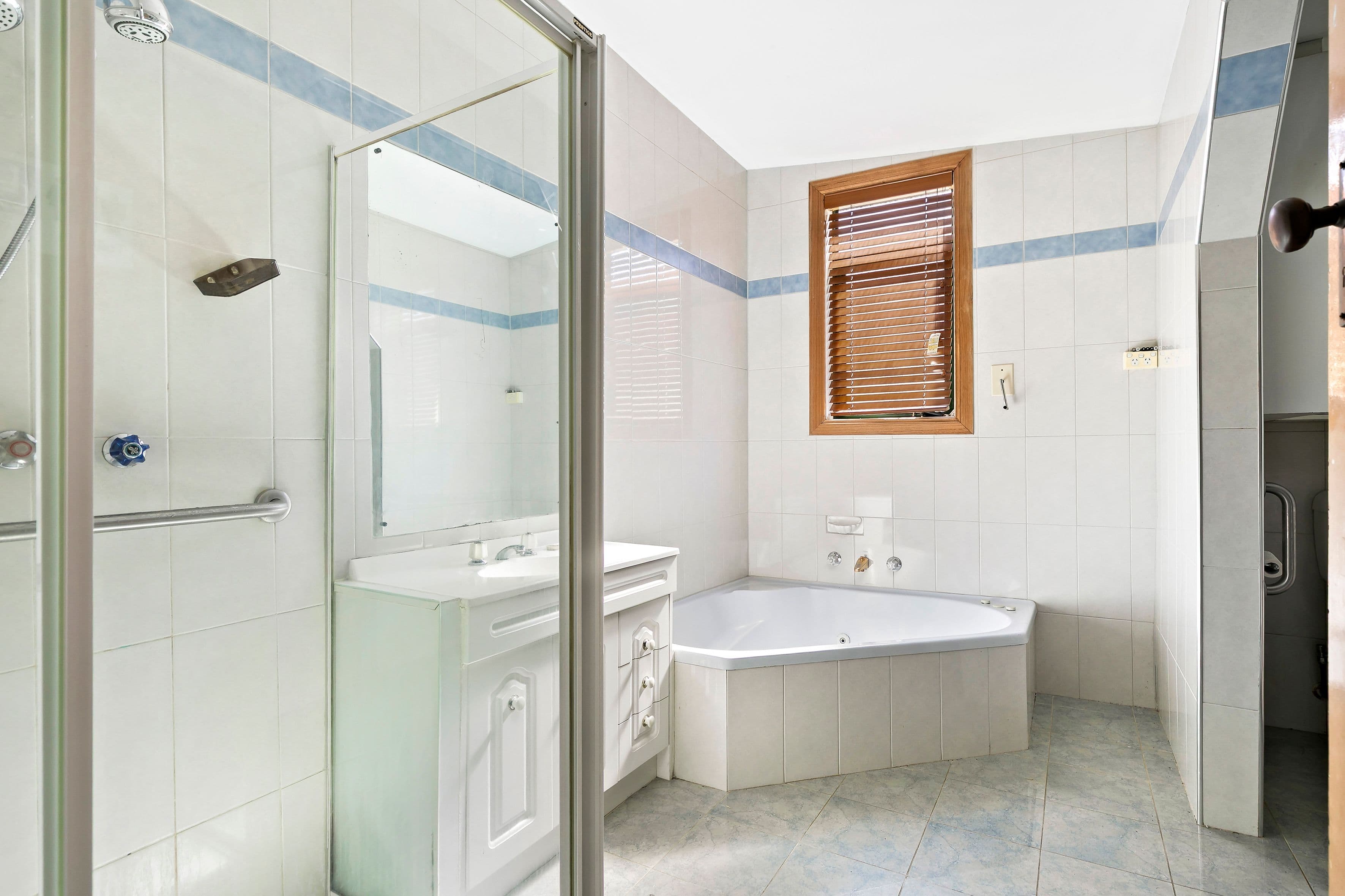 8 Cash Street, Coburg VIC 3058, Coburg - Thumbnail 6