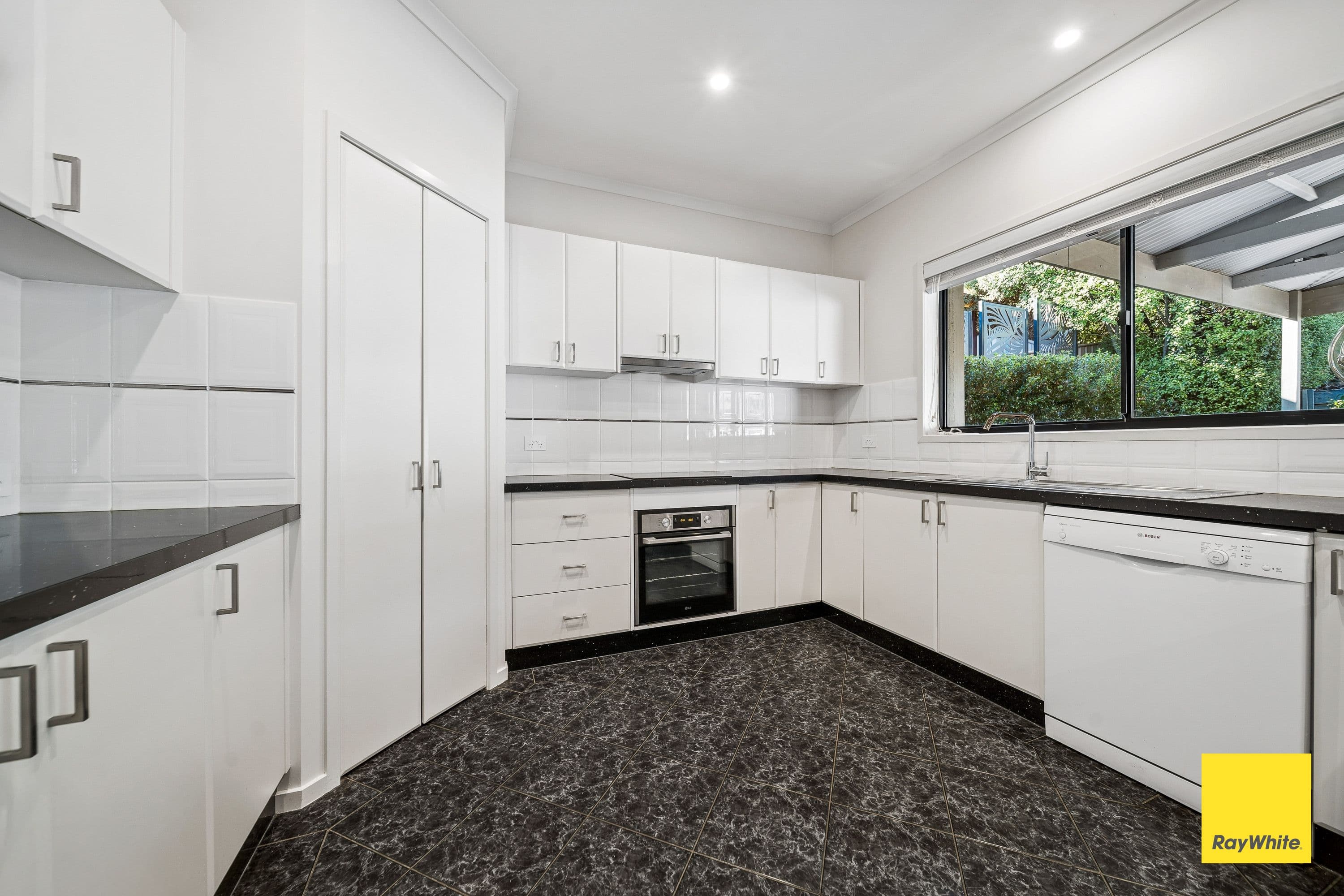 43 Broad Parade, Spring Gully VIC 3550, Spring Gully - Thumbnail 7