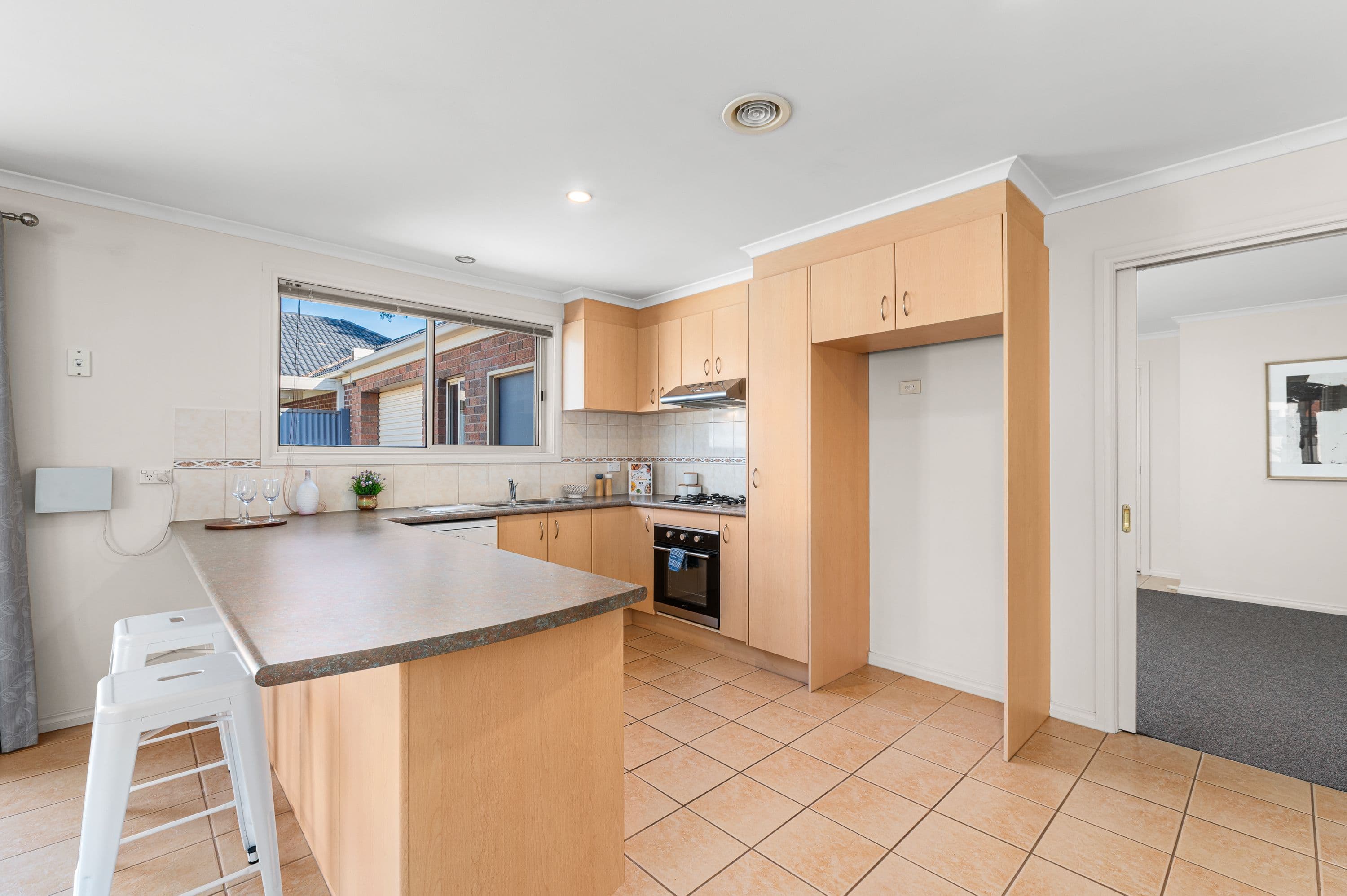 4 Solaire Way, South Morang VIC 3752, South Morang - Thumbnail 2