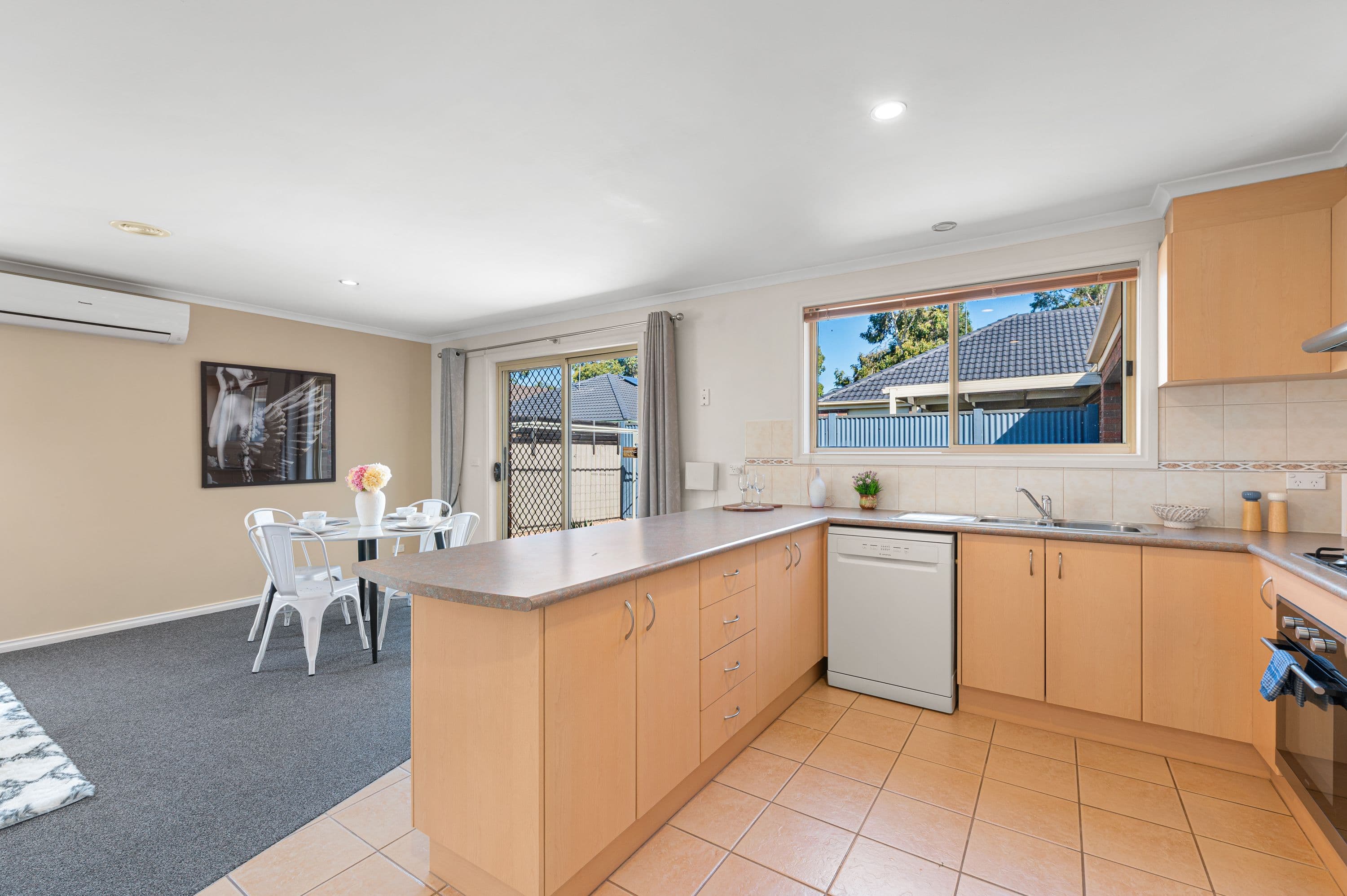 4 Solaire Way, South Morang VIC 3752, South Morang - Thumbnail 4