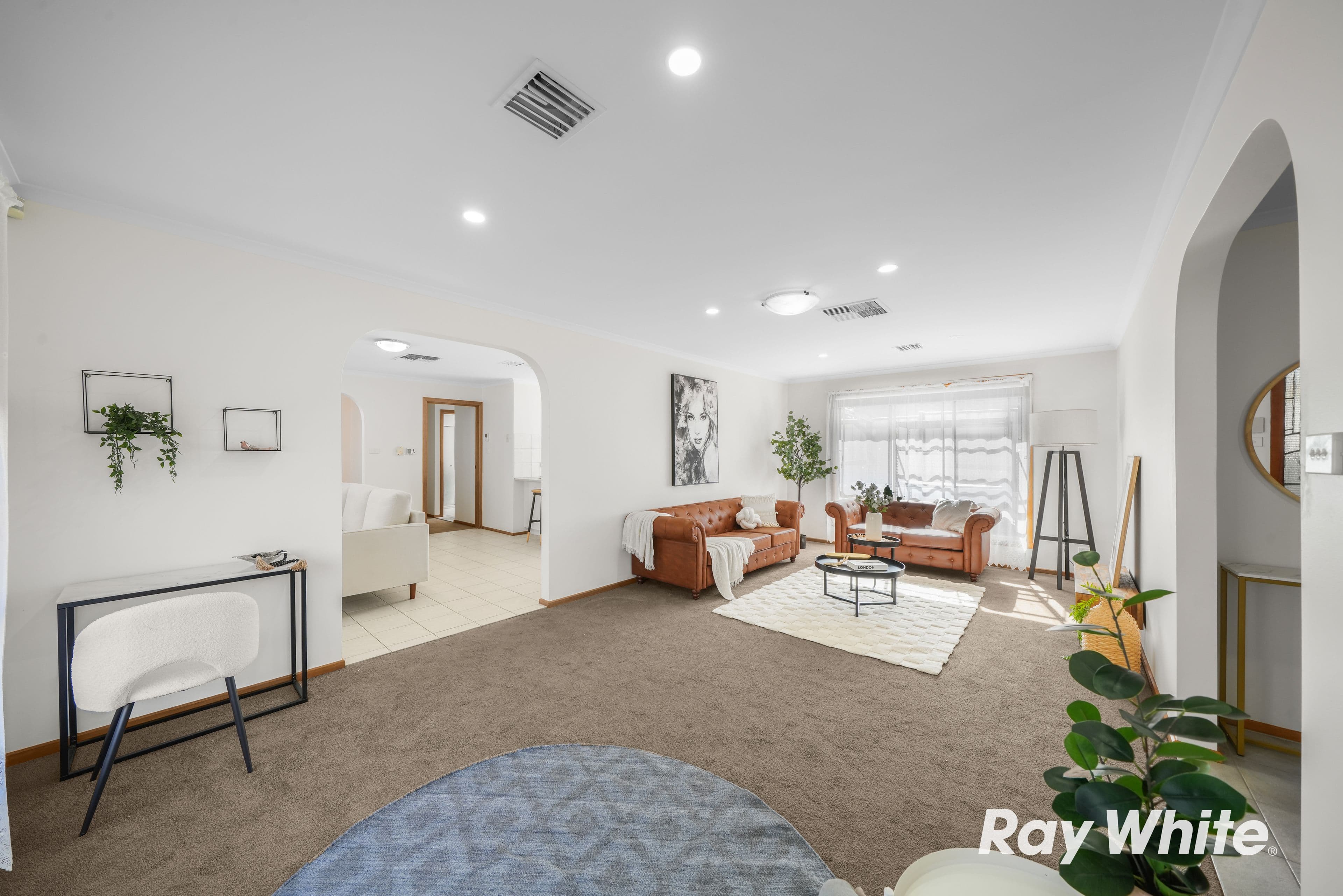 27 Bicentennial Crescent, Meadow Heights VIC 3048, Meadow Heights - Thumbnail 3