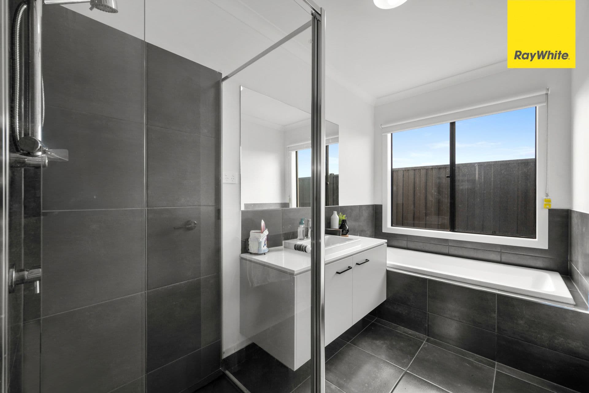 15 Acanea Street, Strathtulloh VIC 3338, Strathtulloh - Thumbnail 4