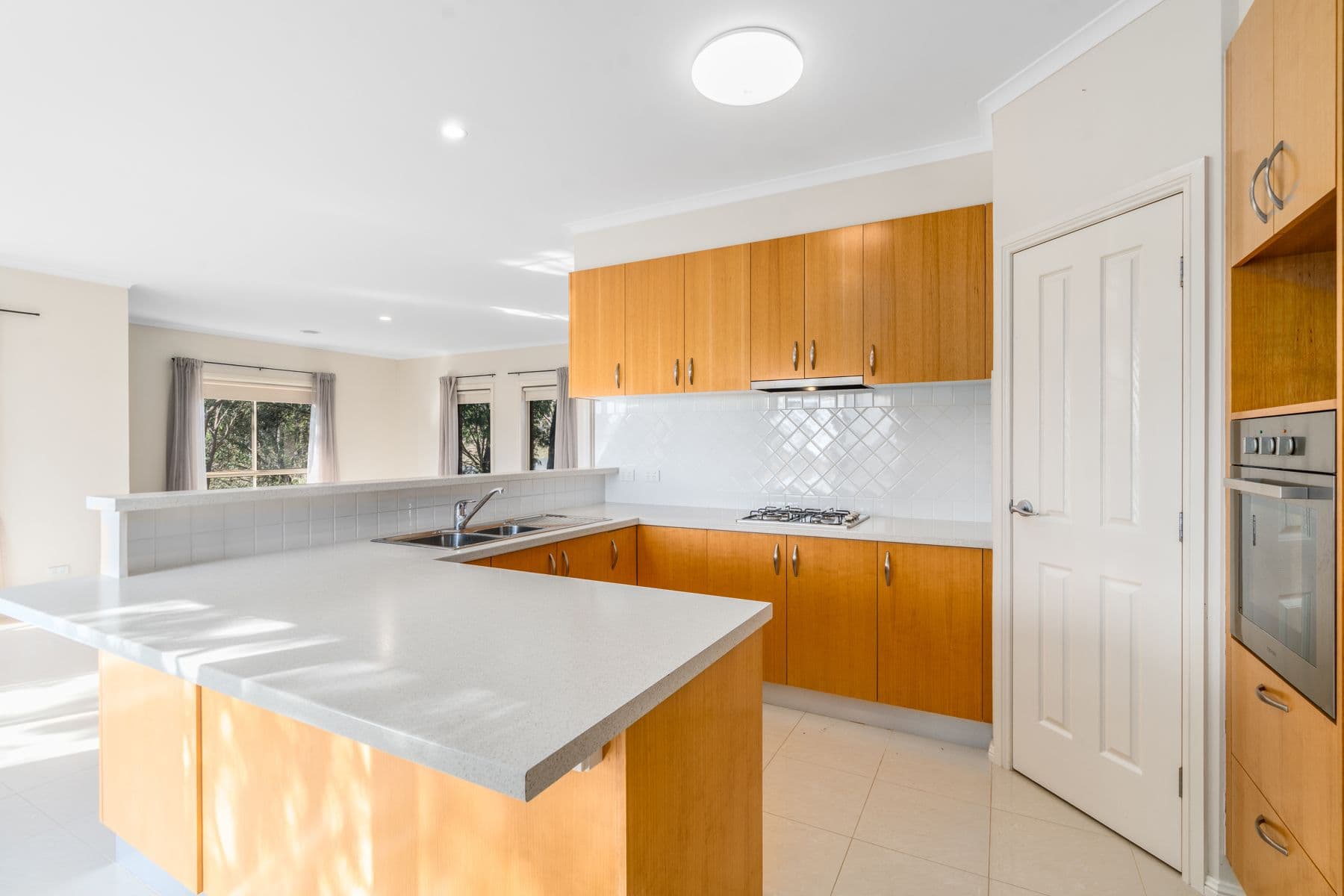 12 Orana Road, Highton VIC 3216, Highton - Thumbnail 4