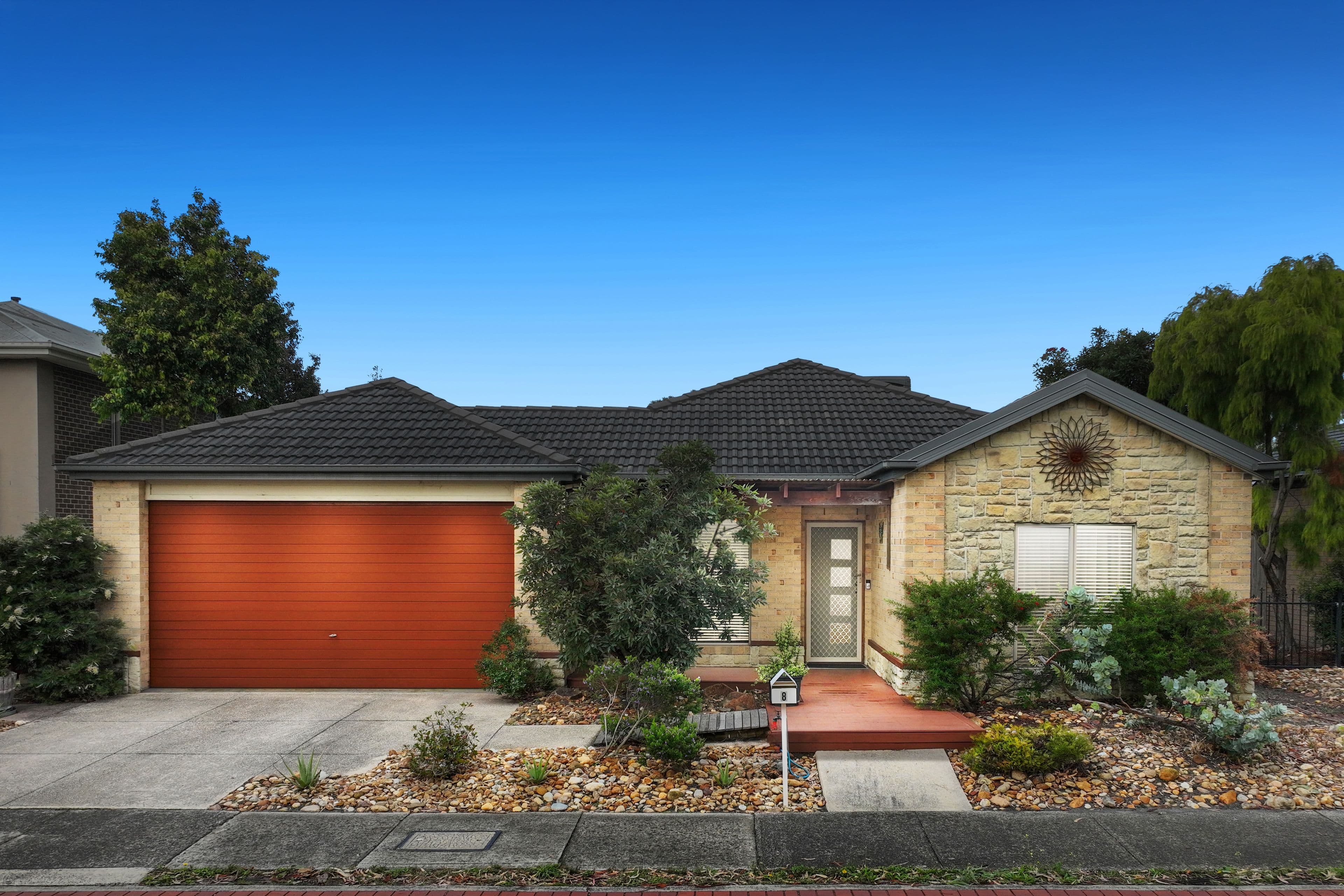 8 Harpenden Terrace, Cranbourne VIC 3977, Cranbourne - Image 1