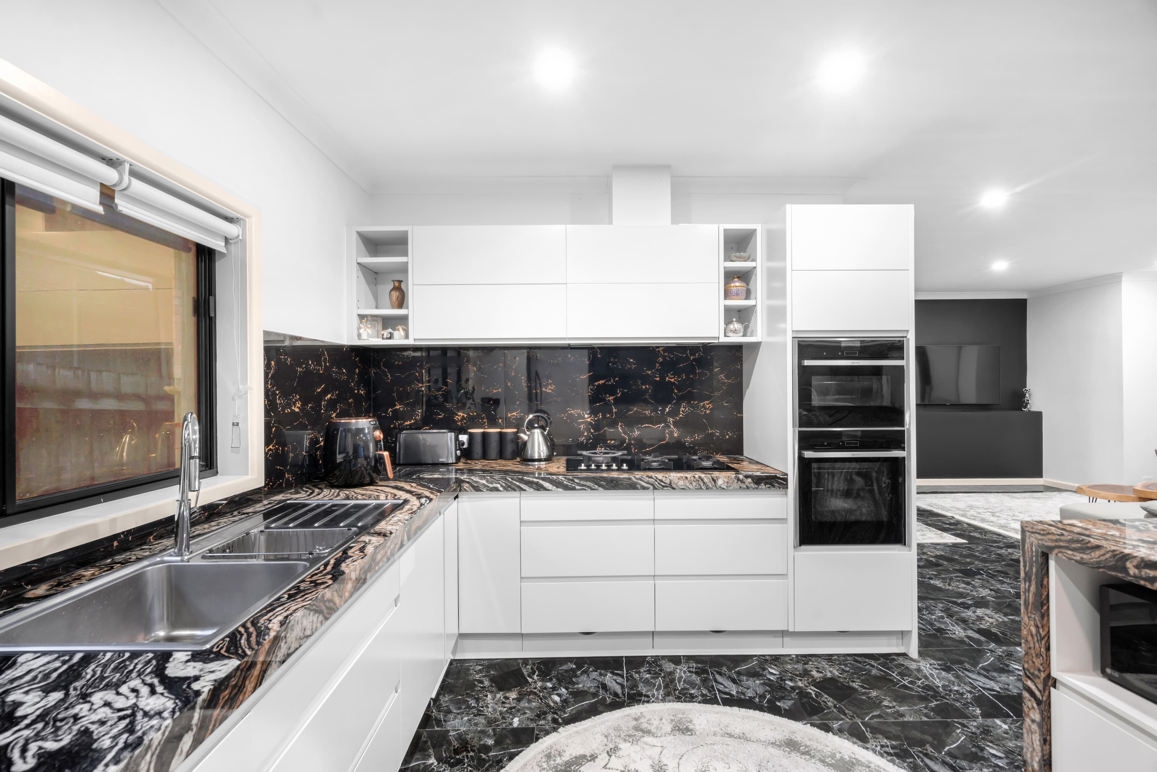 114 Rosanna Road, Heidelberg VIC 3084, Heidelberg - Thumbnail 2