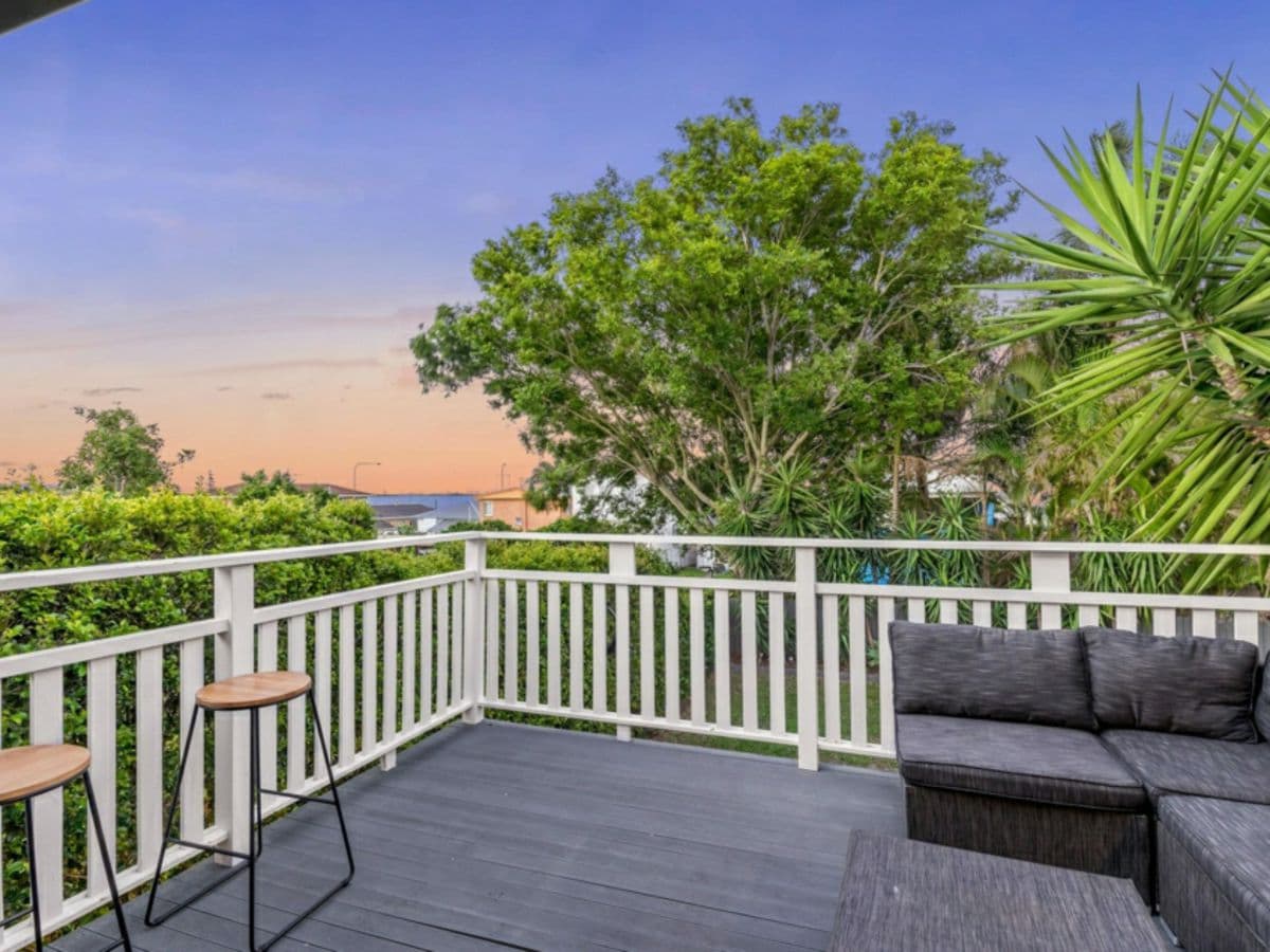 24 Grattan Terrace, WYNNUM, Wynnum - Thumbnail 2