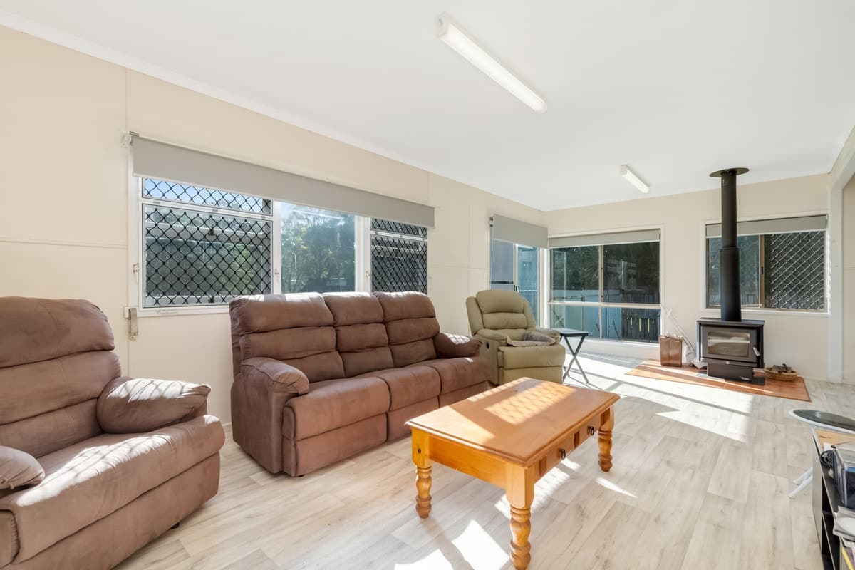 77 Bancroft Terrace, DECEPTION BAY, Deception Bay - Thumbnail 3