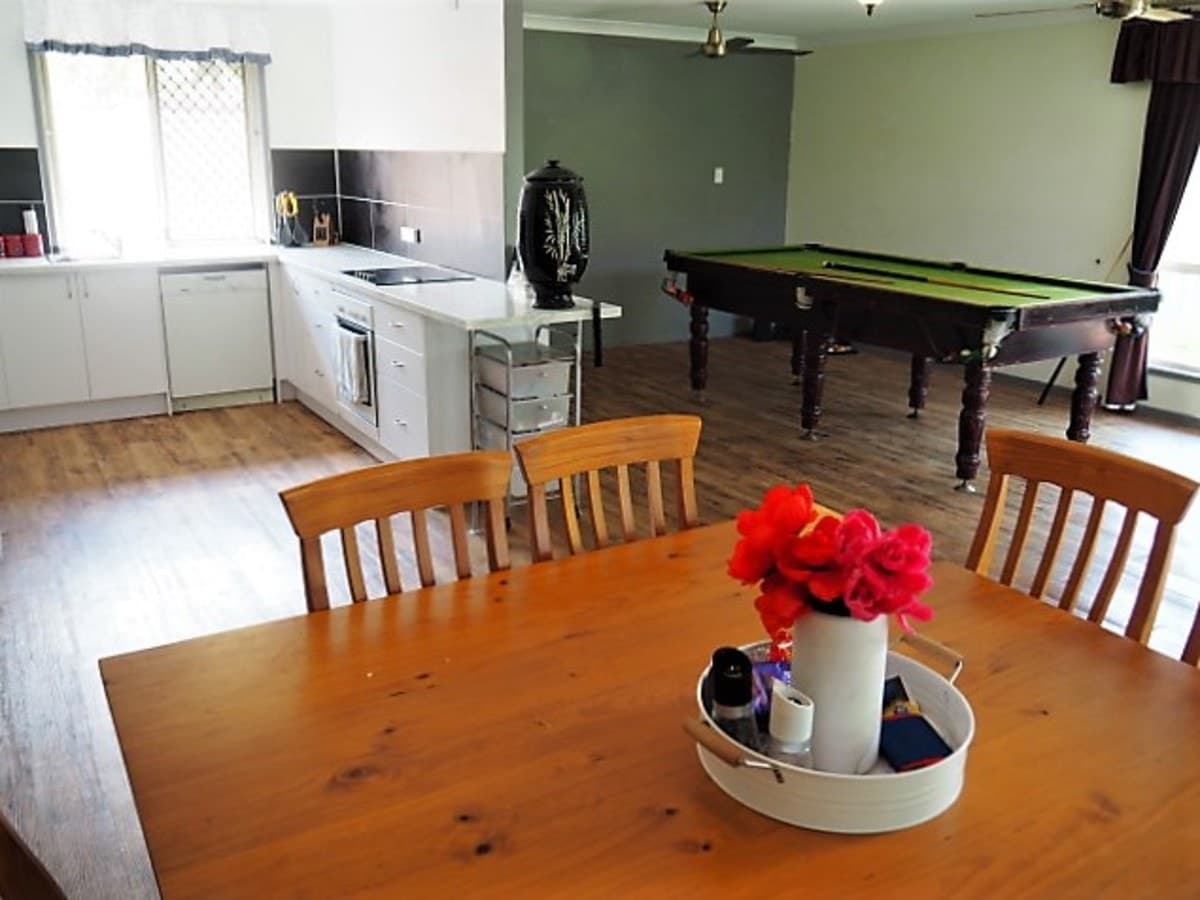 32 Bermuda Avenue, DECEPTION BAY, Deception Bay - Thumbnail 3
