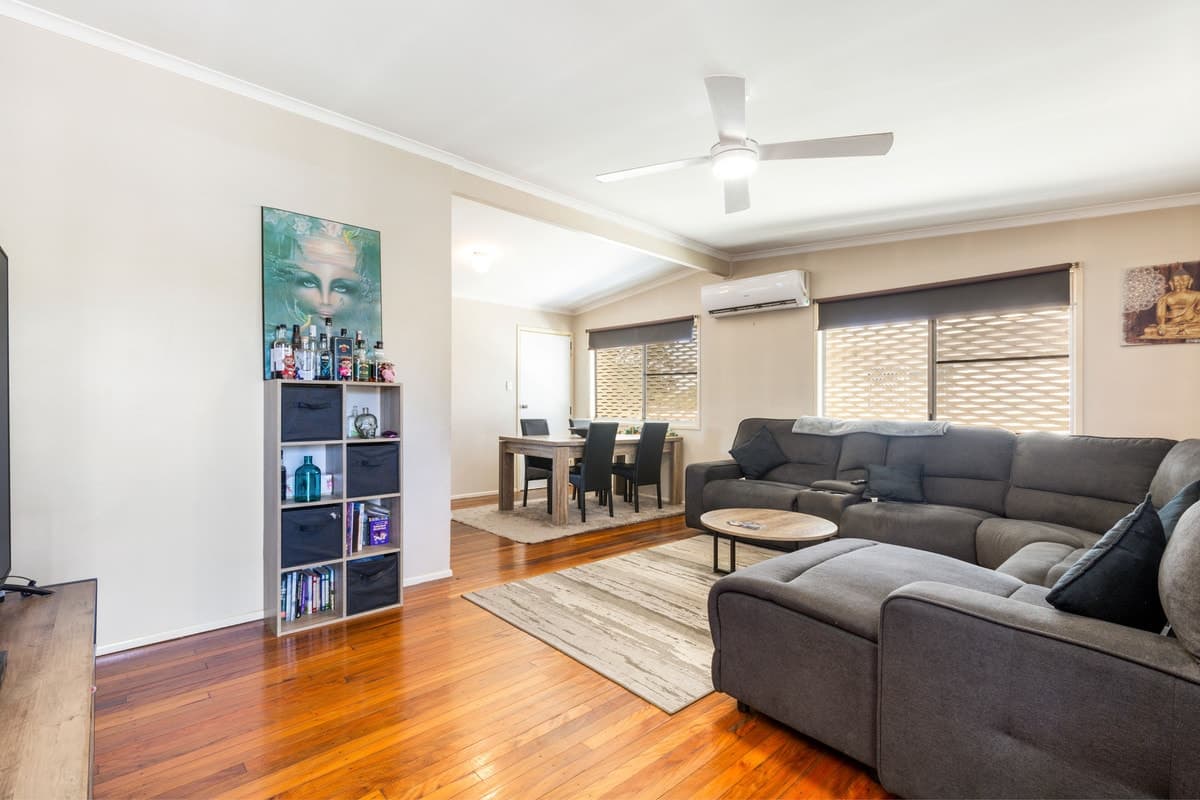 36 Phillip Parade, DECEPTION BAY, Deception Bay - Thumbnail 3