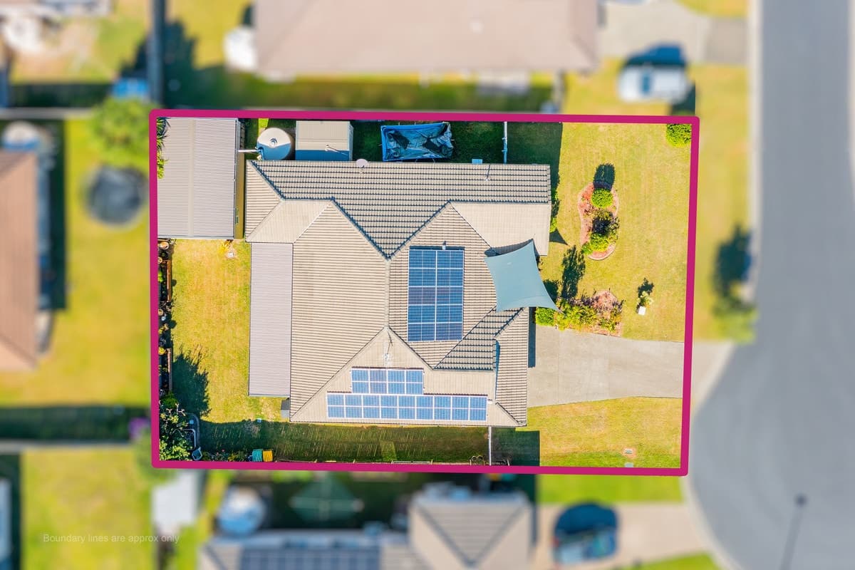14 Jordan Court, CABOOLTURE, Caboolture - Thumbnail 2