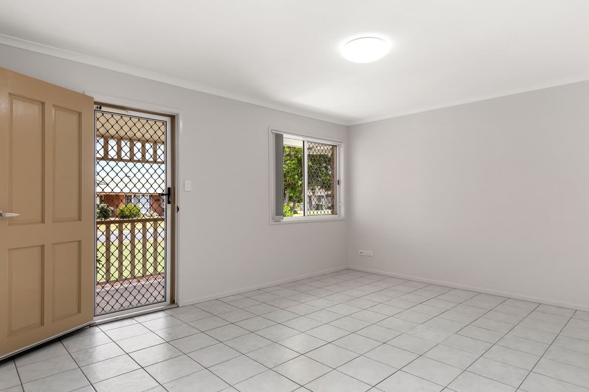 51 Bramble Crescent, DECEPTION BAY, Deception Bay - Thumbnail 3