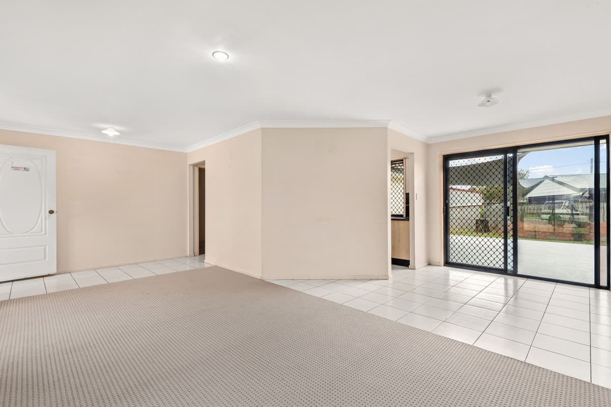 9 Prion Court, DECEPTION BAY, Deception Bay - Thumbnail 2
