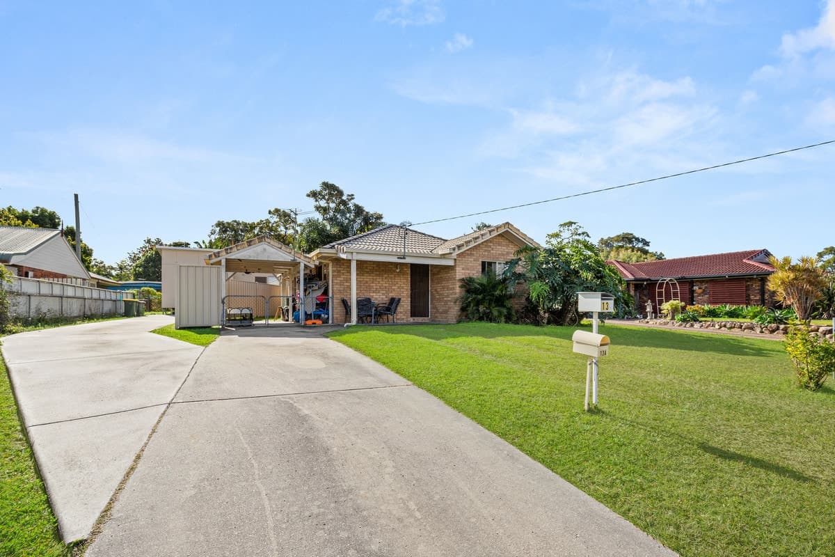 13 Surrey Court, DECEPTION BAY, Deception Bay - Thumbnail 3