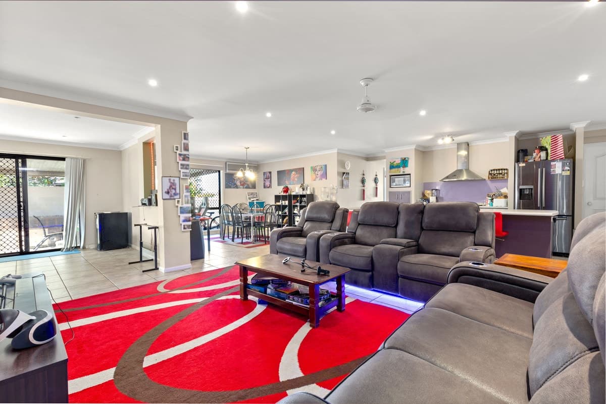 4 Magpie Court, DECEPTION BAY, Deception Bay - Thumbnail 2