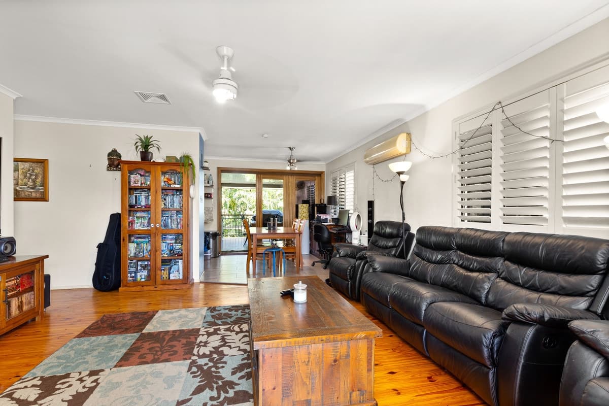 12 Richard Court, DECEPTION BAY, Deception Bay - Thumbnail 2