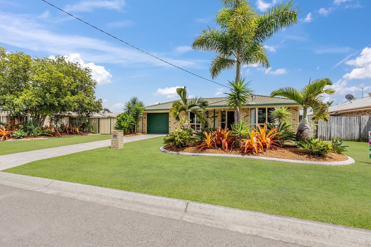 12 Headland Place, DECEPTION BAY, Deception Bay - Thumbnail 3