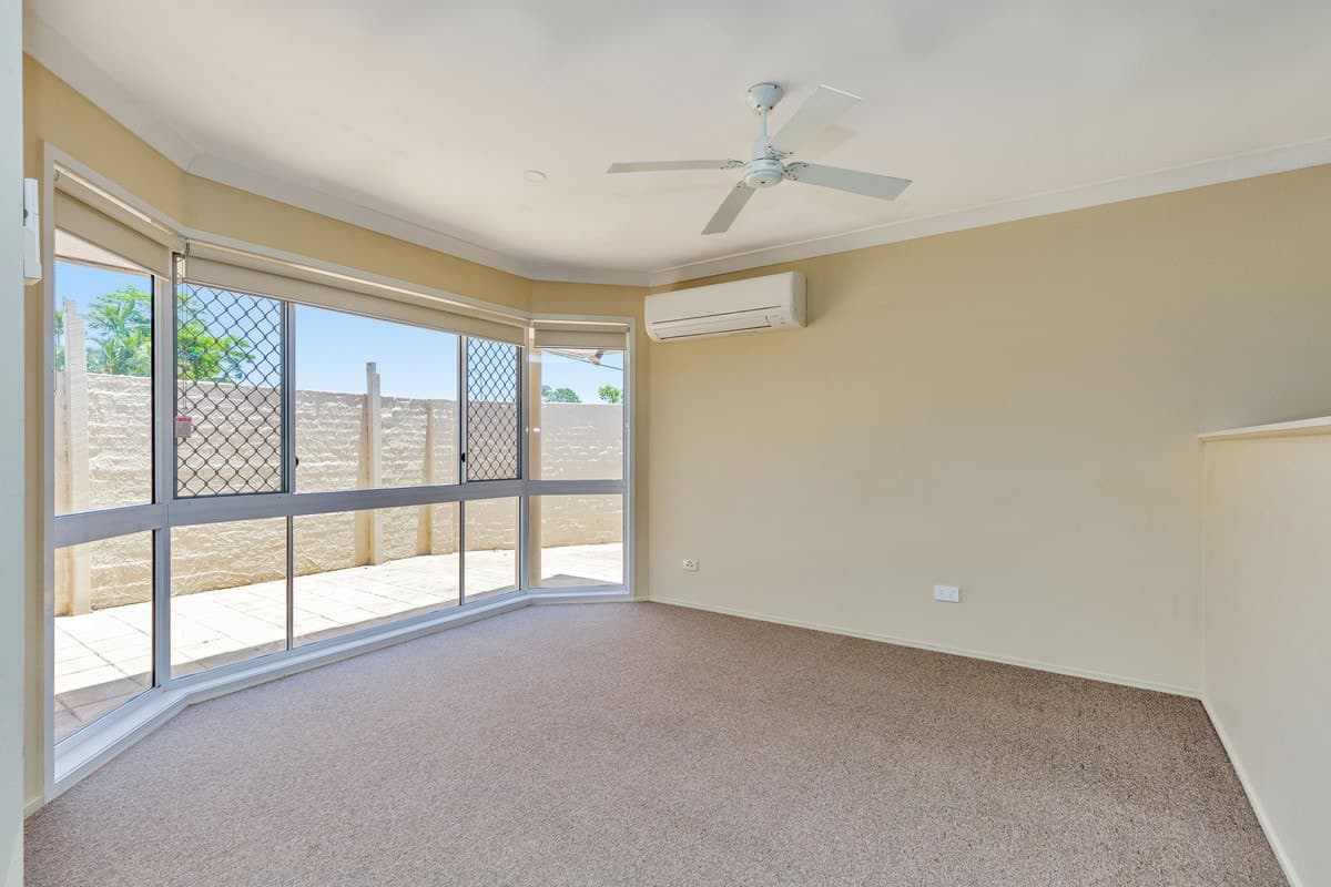 43 Lipscombe Road, DECEPTION BAY, Deception Bay - Thumbnail 2