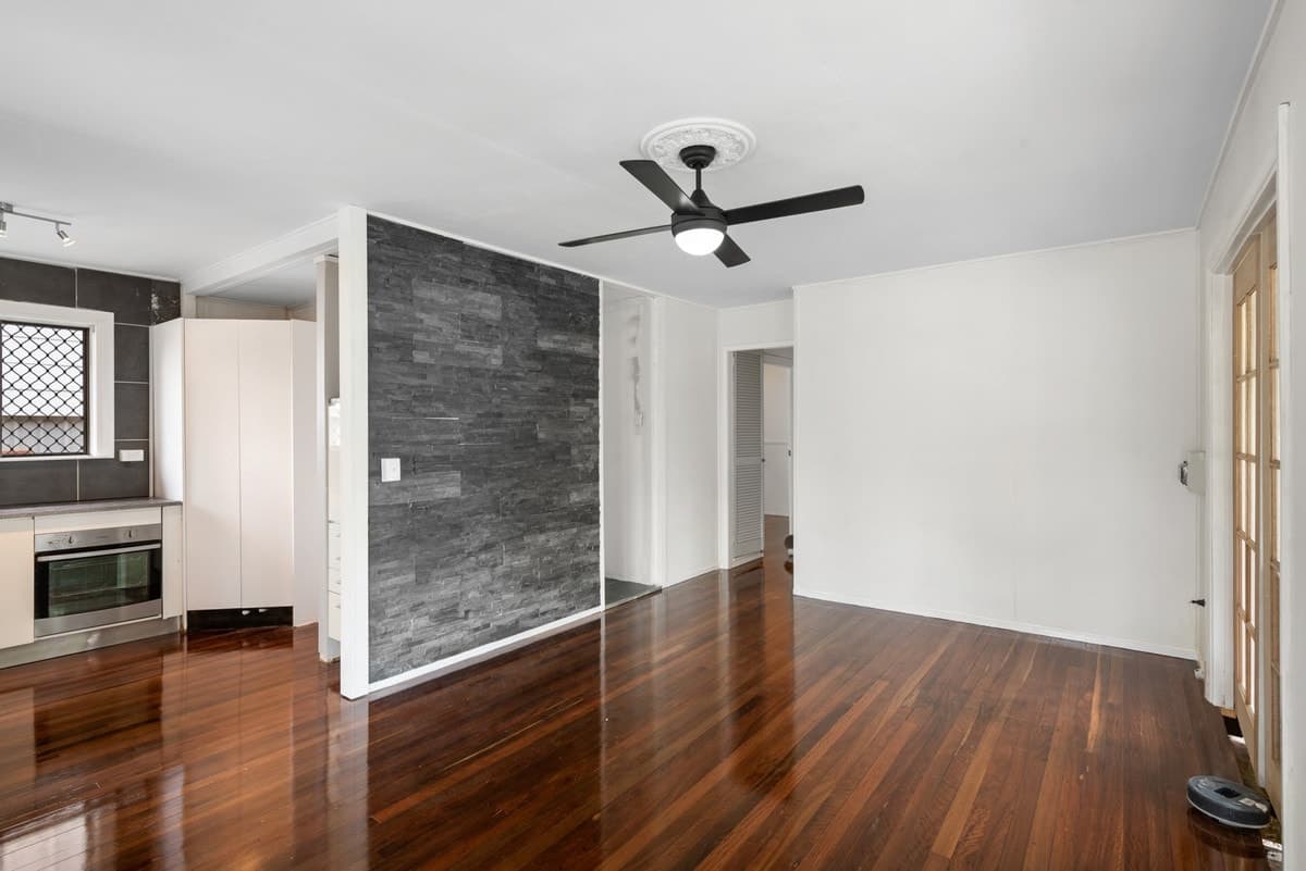 61 Windsor Place, DECEPTION BAY, Deception Bay - Image 1