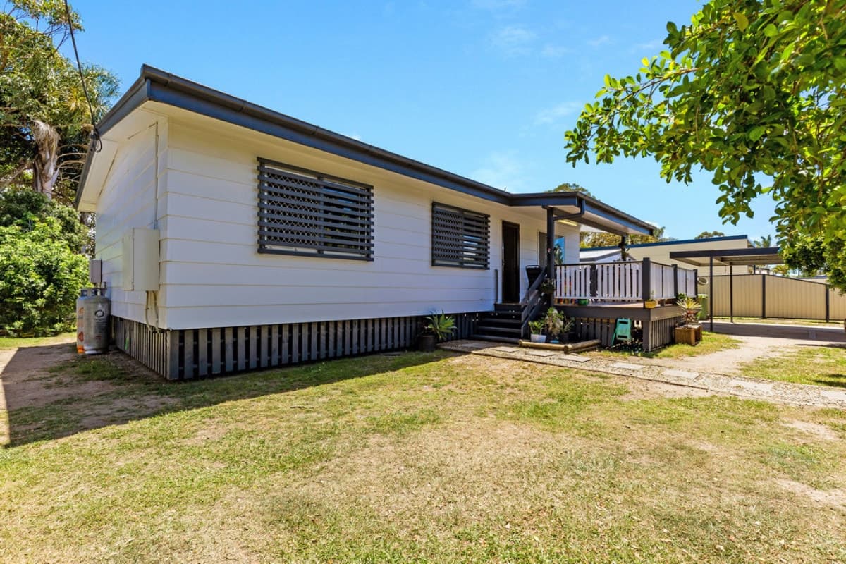 18 Mirrabook Street, DECEPTION BAY, Deception Bay - Thumbnail 3