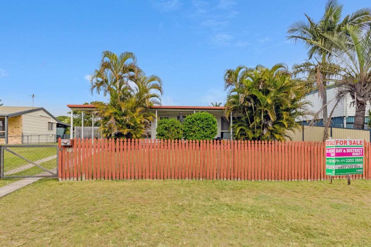 35 Pidgeon Drive, DECEPTION BAY, Deception Bay - Thumbnail 2