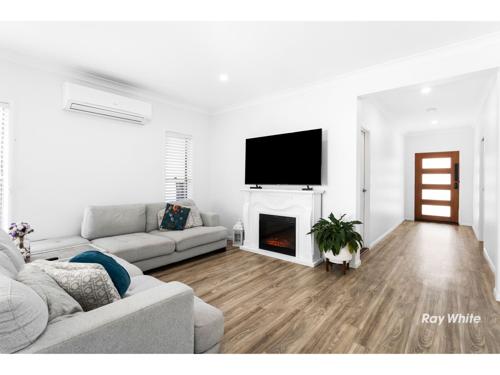 7 Neptune Avenue, Lammermoor QLD 4703, Lammermoor - Thumbnail 2