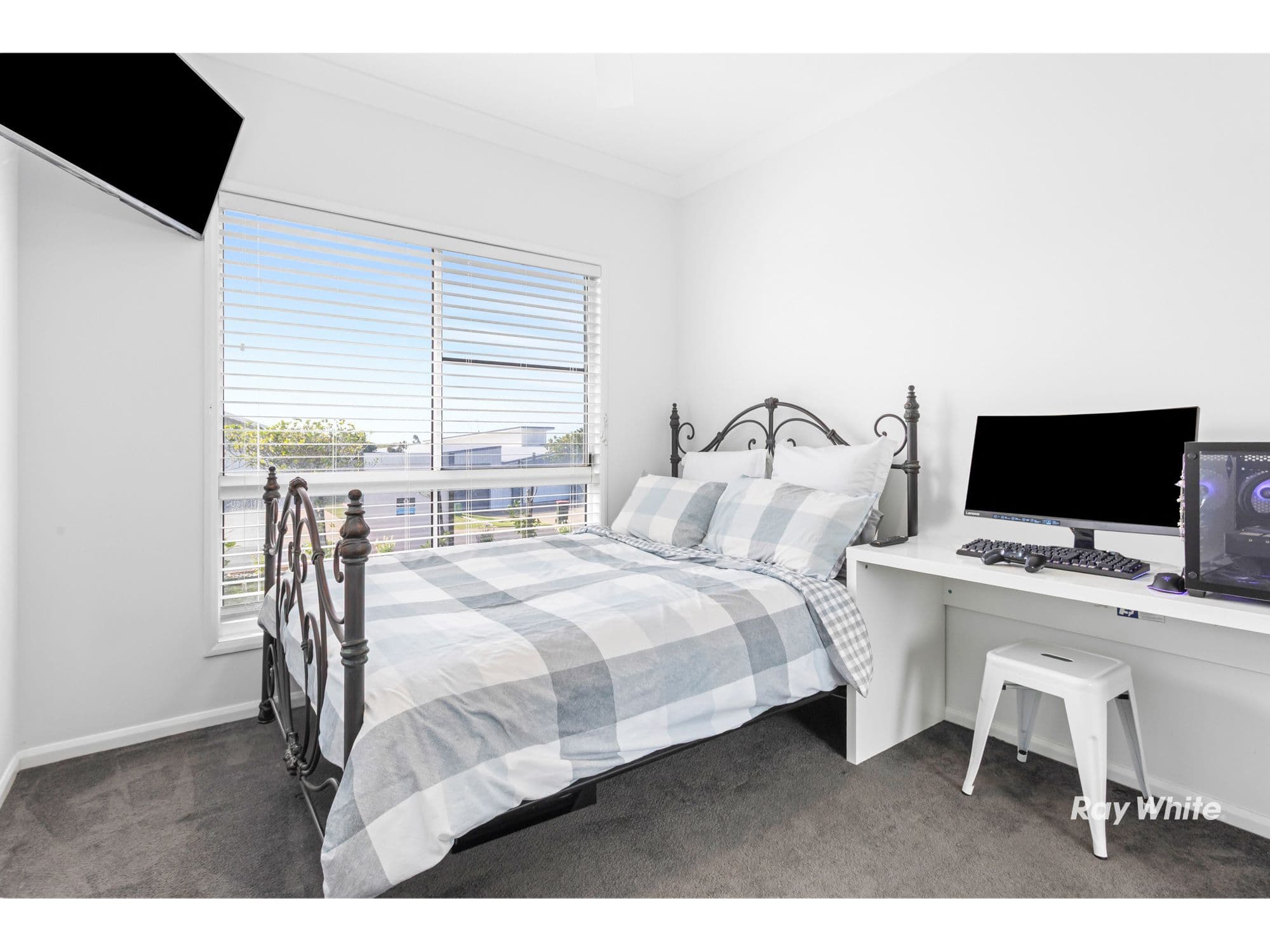 7 Neptune Avenue, Lammermoor QLD 4703, Lammermoor - Thumbnail 4