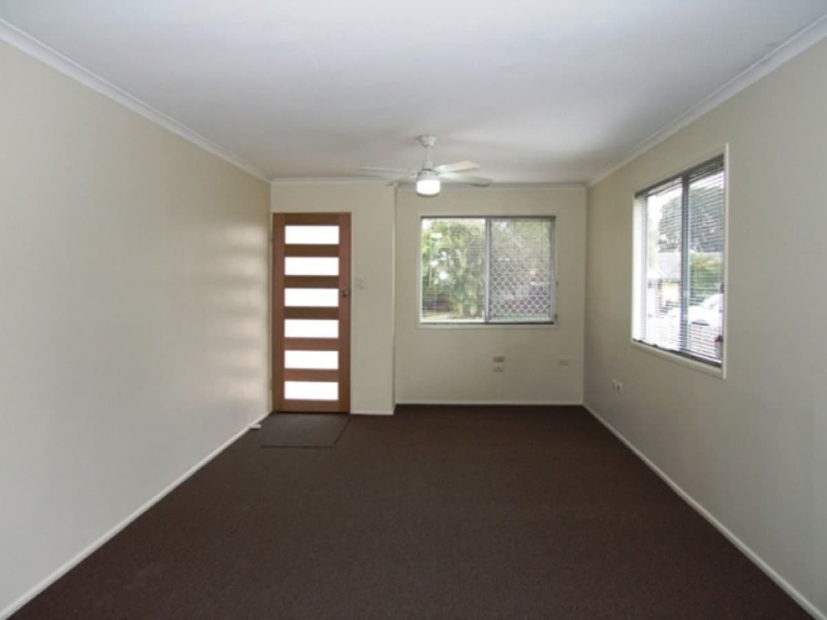 32 Thompson Street, DECEPTION BAY, Deception Bay - Thumbnail 2
