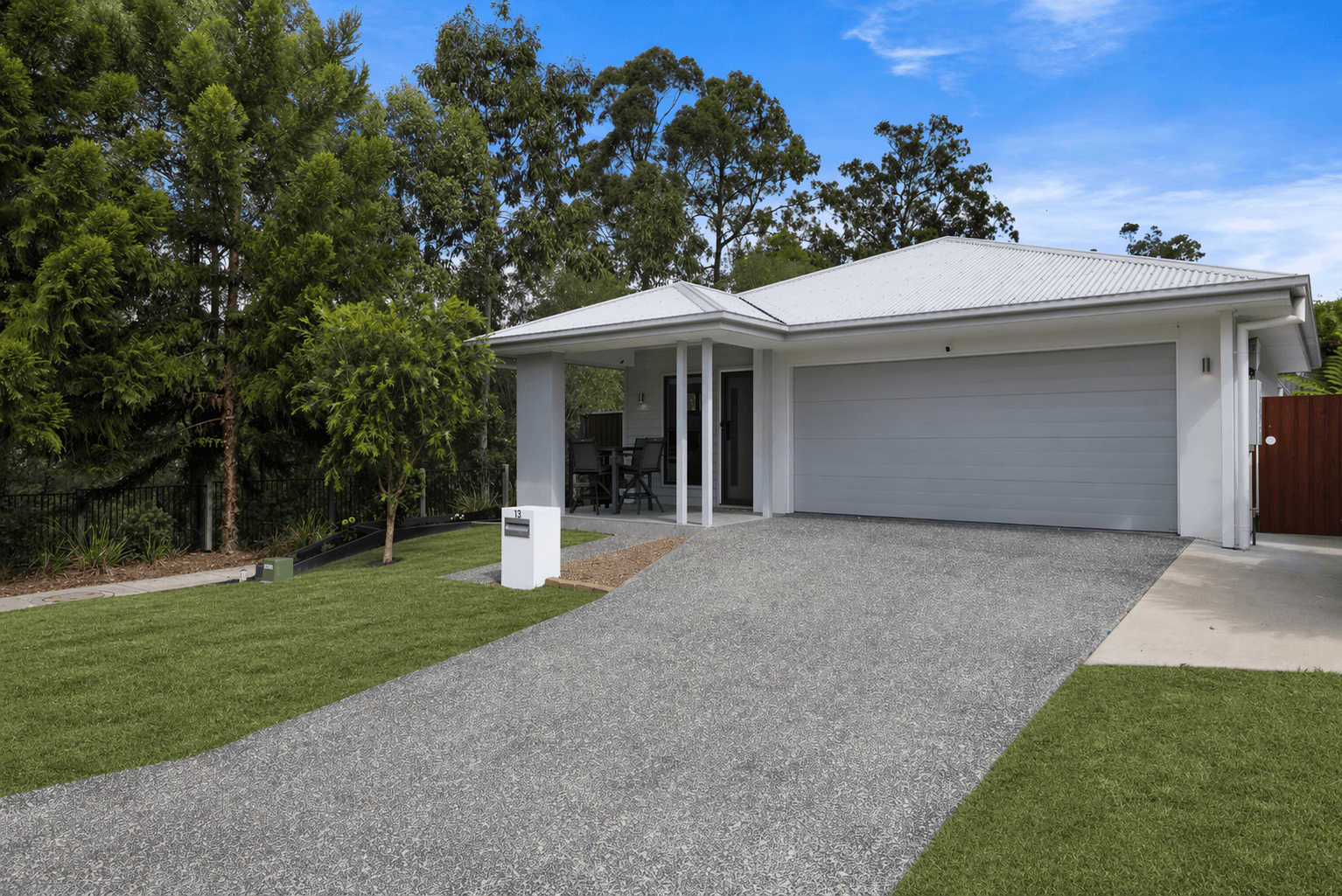 13 Forbes Crescent, Upper Kedron QLD 4055, Upper Kedron - Thumbnail 2