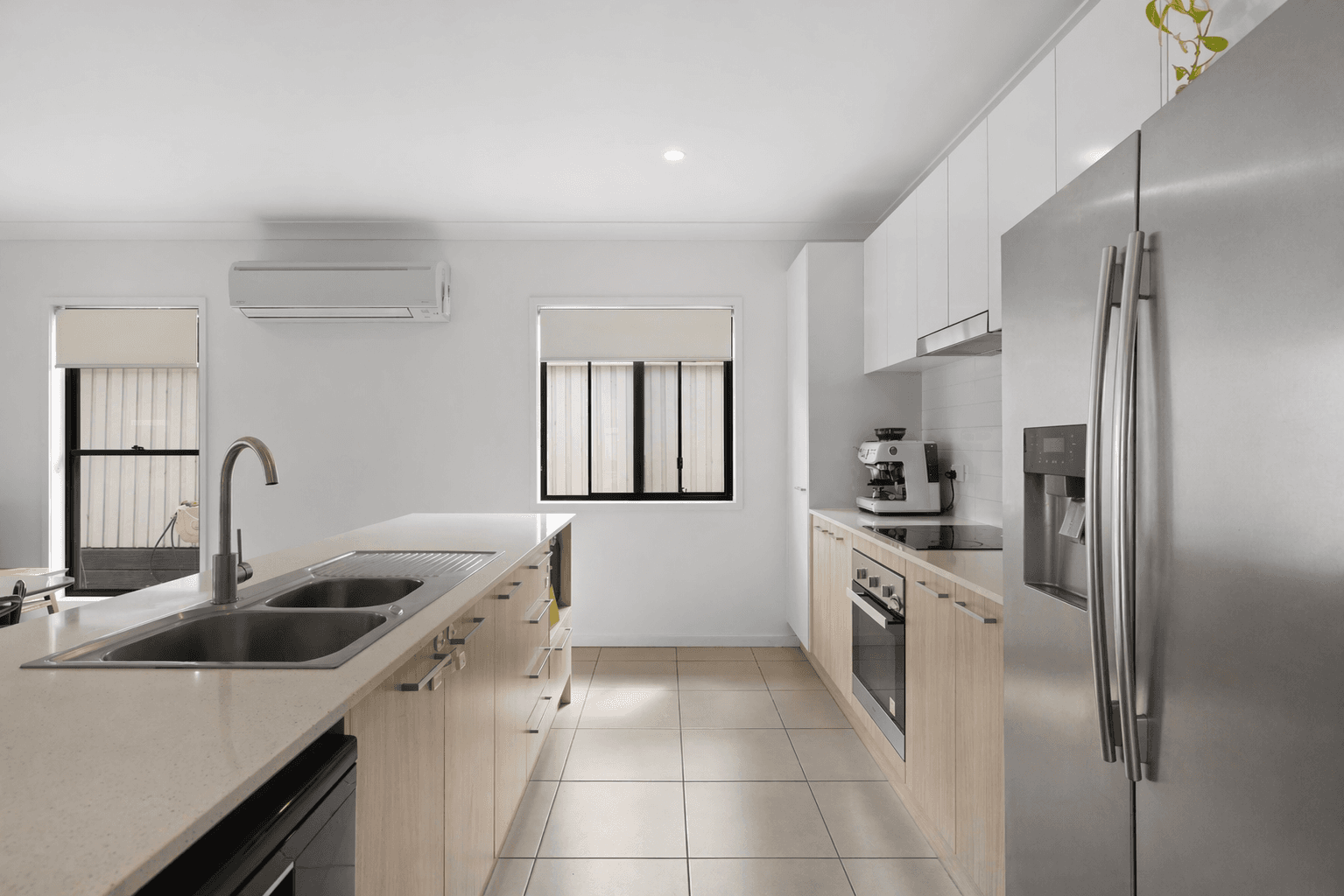 13 Forbes Crescent, Upper Kedron QLD 4055, Upper Kedron - Thumbnail 4