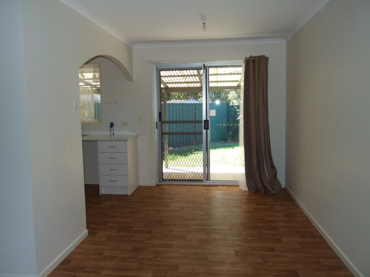 8 Denise Street, DECEPTION BAY, Deception Bay - Thumbnail 3