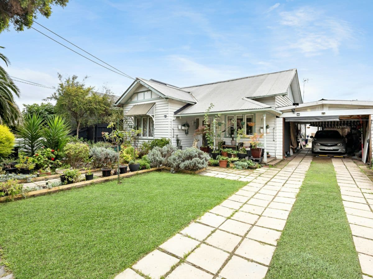 18 Hall Street, FAIRFIELD, Fairfield - Thumbnail 2