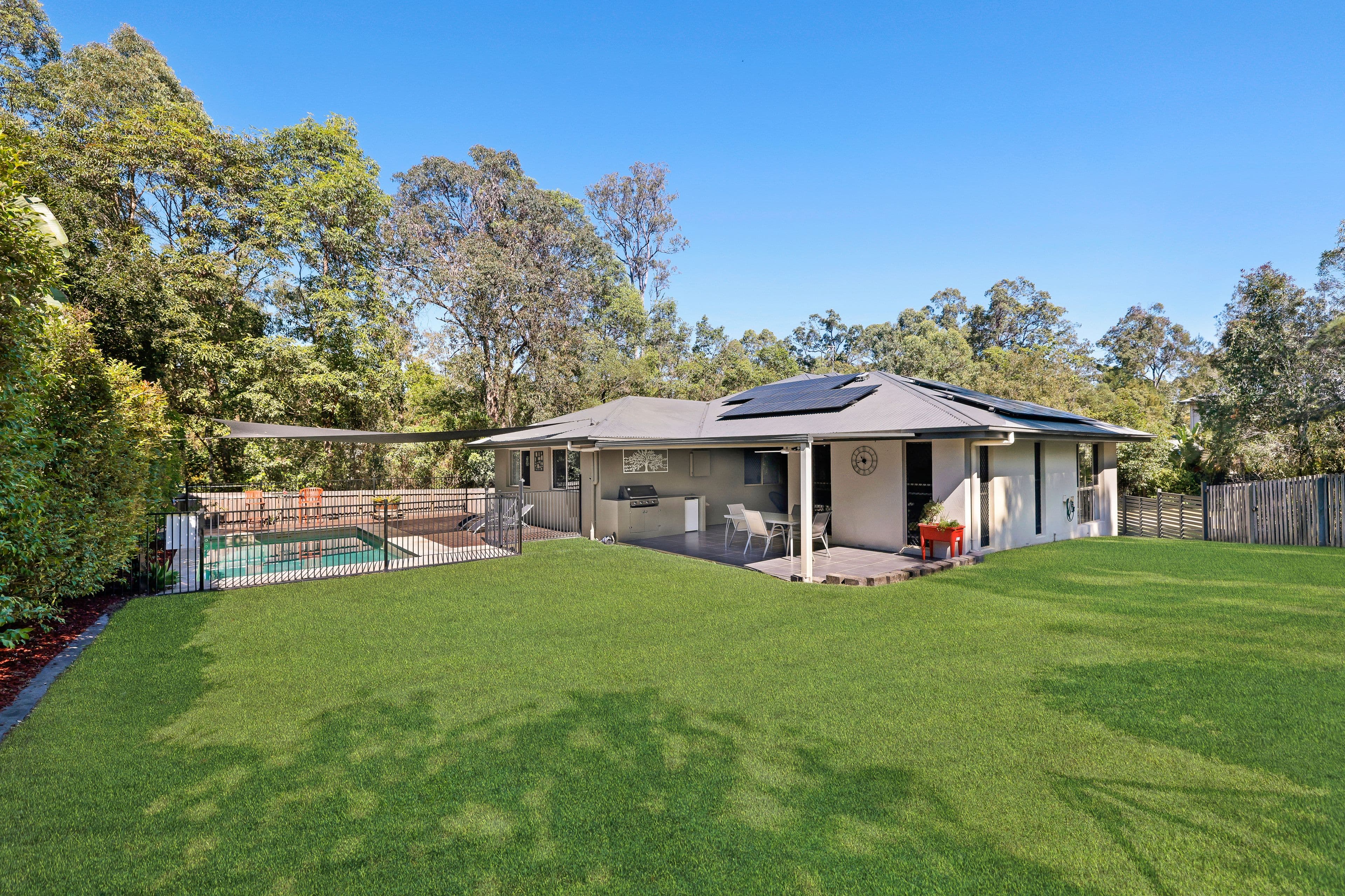 18 Calypso Court, Oxenford QLD 4210, Oxenford - Thumbnail 3