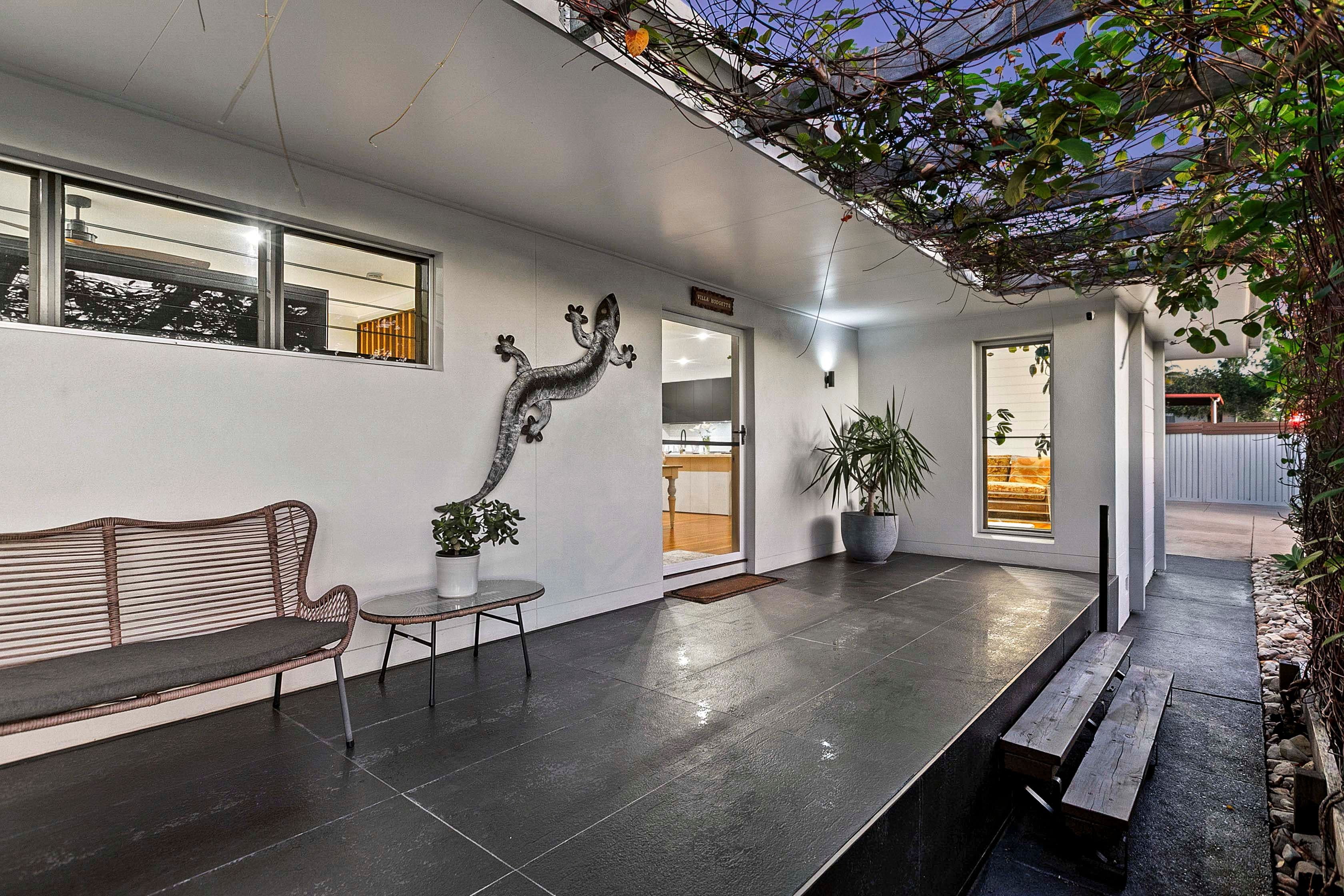 269 Torquay Terrace, Torquay QLD 4655, Torquay - Thumbnail 2