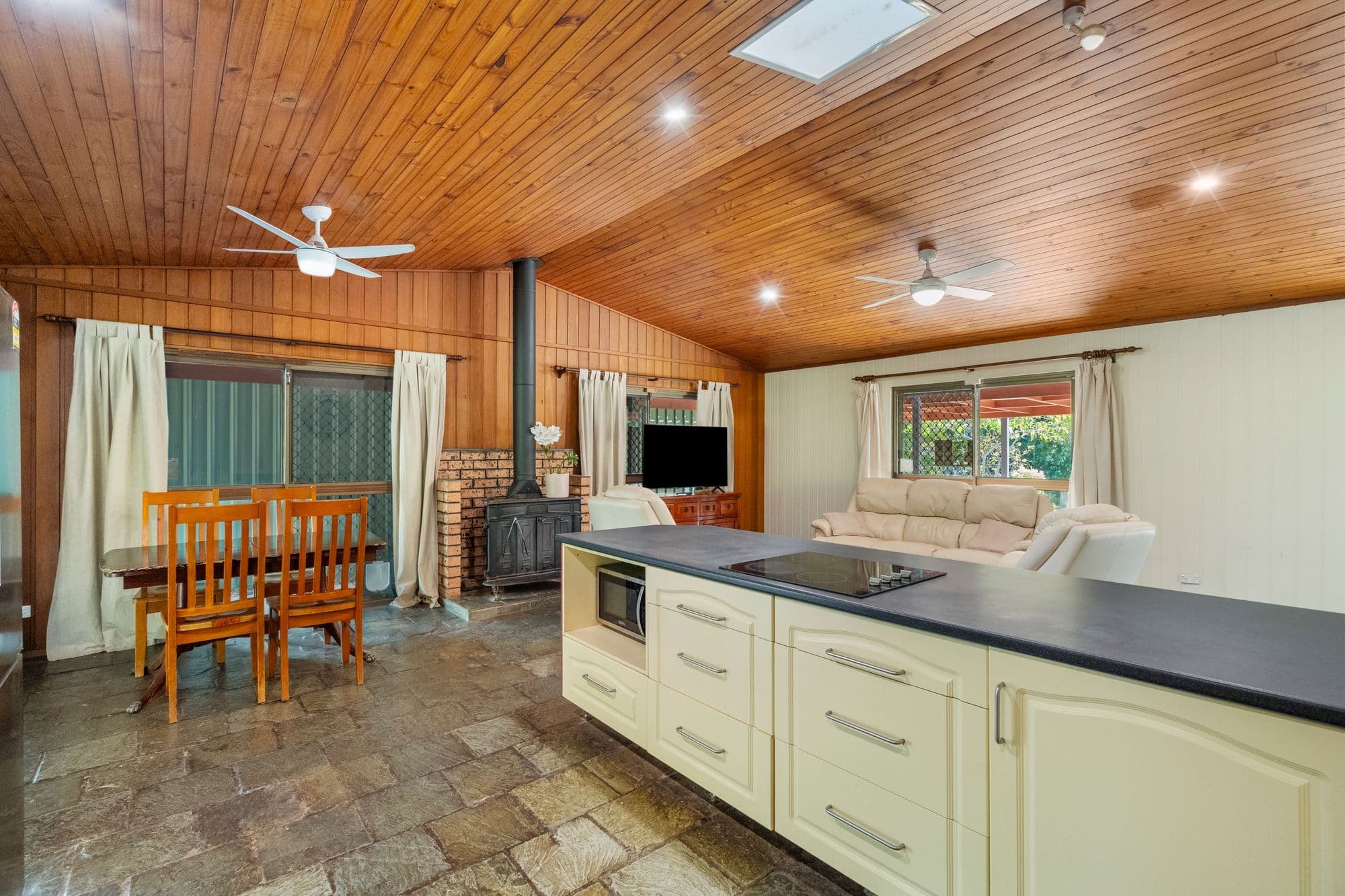 241 Beachmere Road, Caboolture QLD 4510, Caboolture - Thumbnail 7
