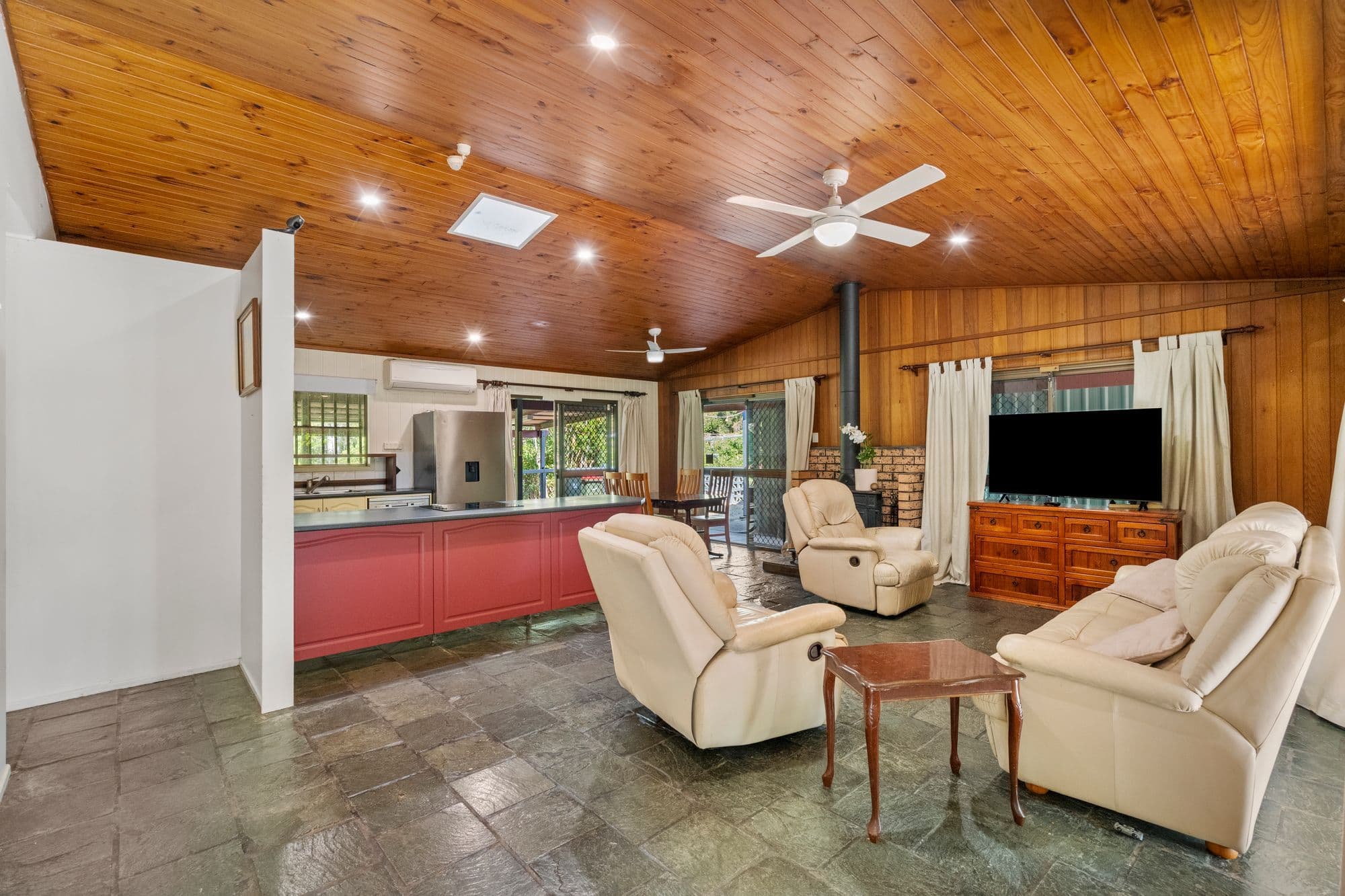241 Beachmere Road, Caboolture QLD 4510, Caboolture - Thumbnail 8