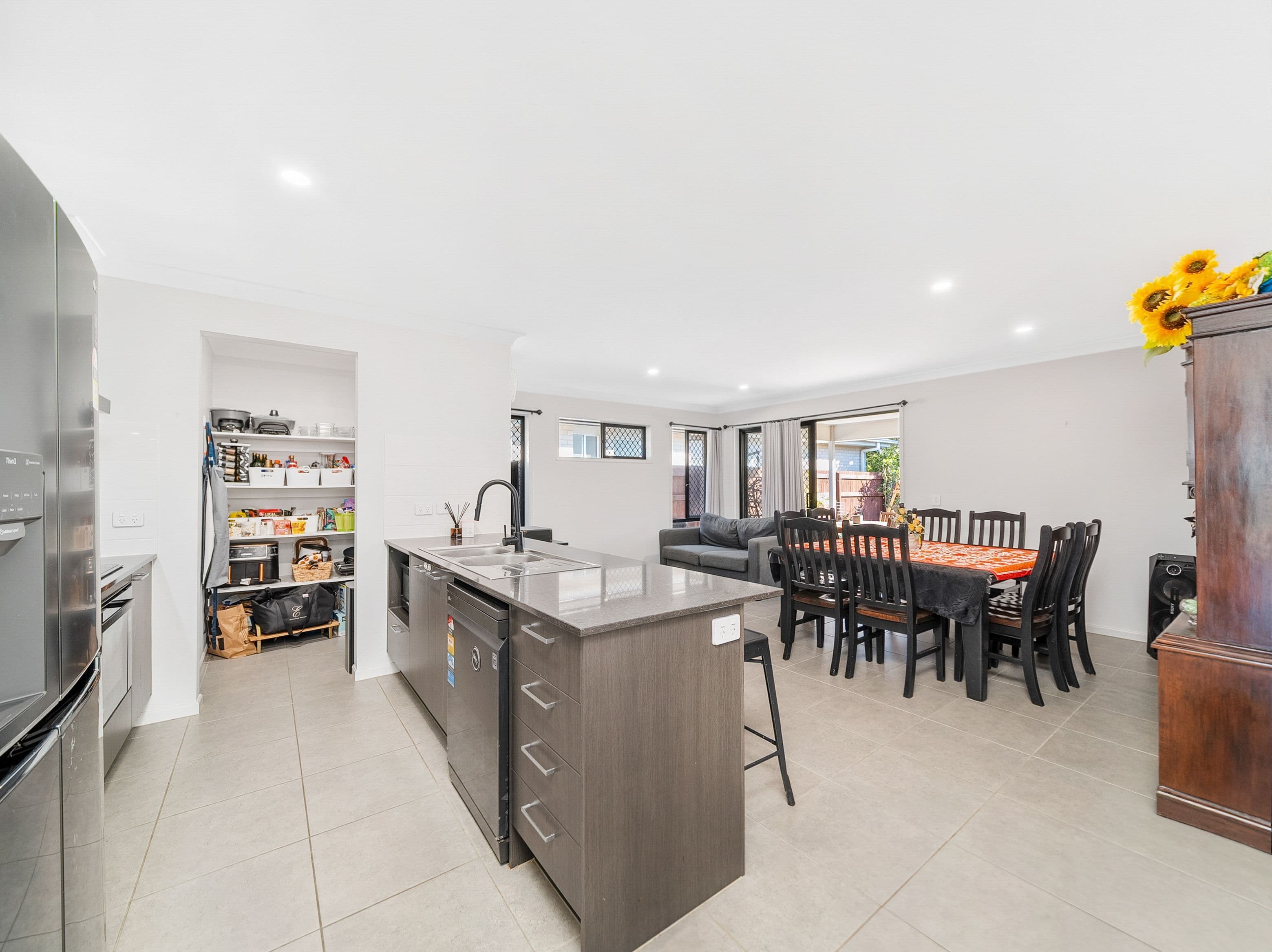 31 Charlotte Street, Caboolture South QLD 4510, Caboolture South - Thumbnail 3